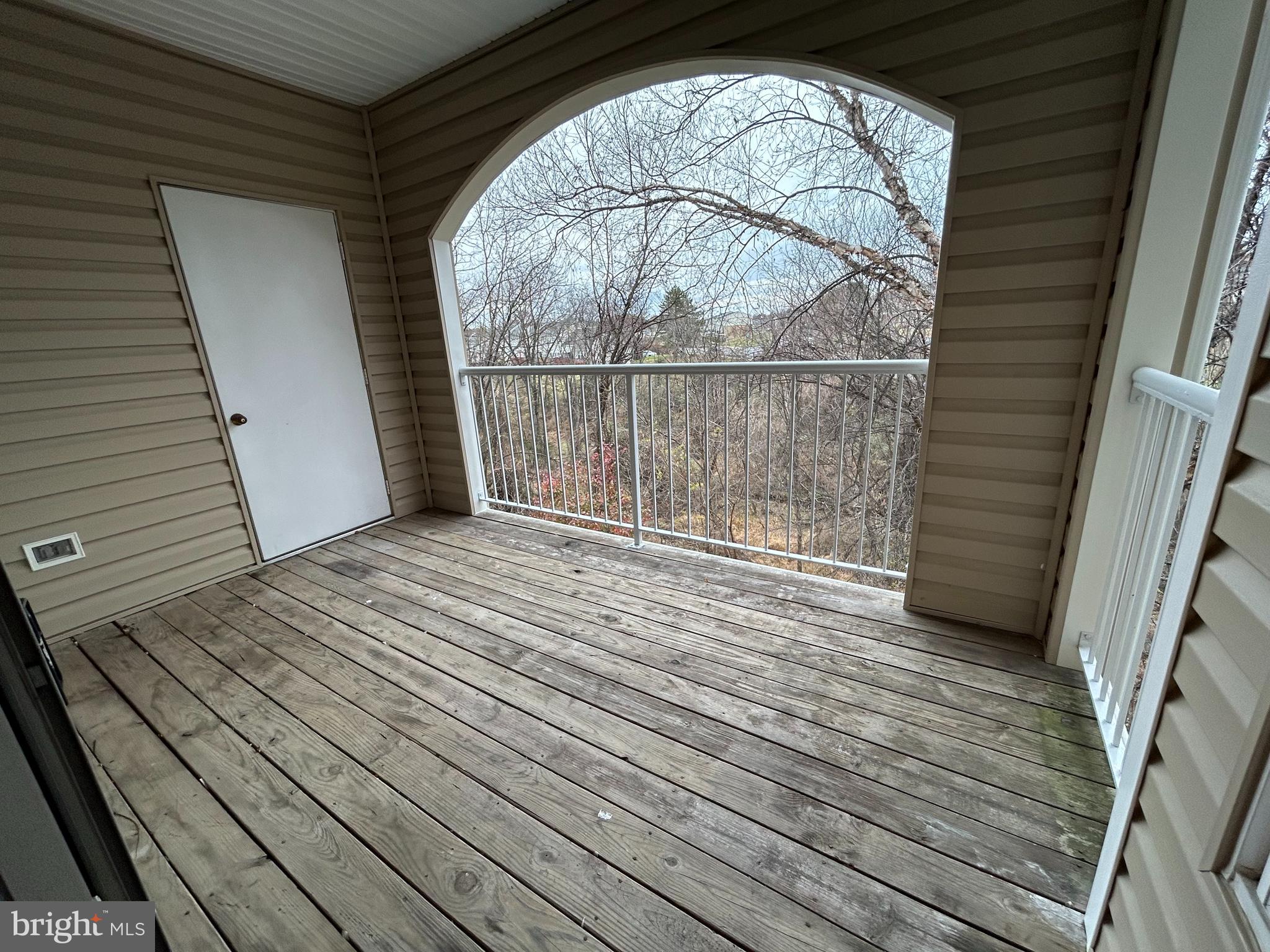 WINDSOR MILL - Residential Lease