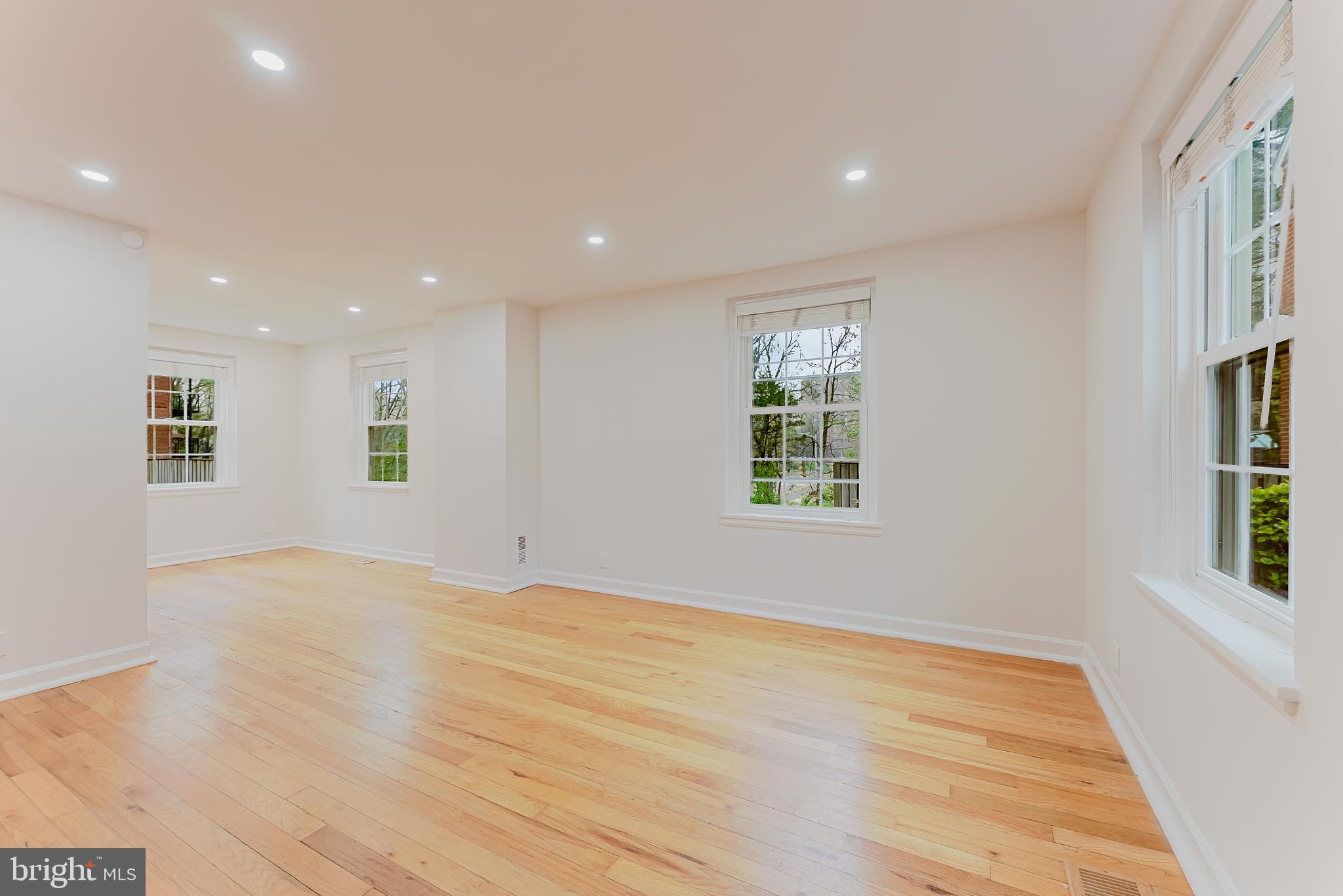 FAIRLINGTON VILLAGE - Residential