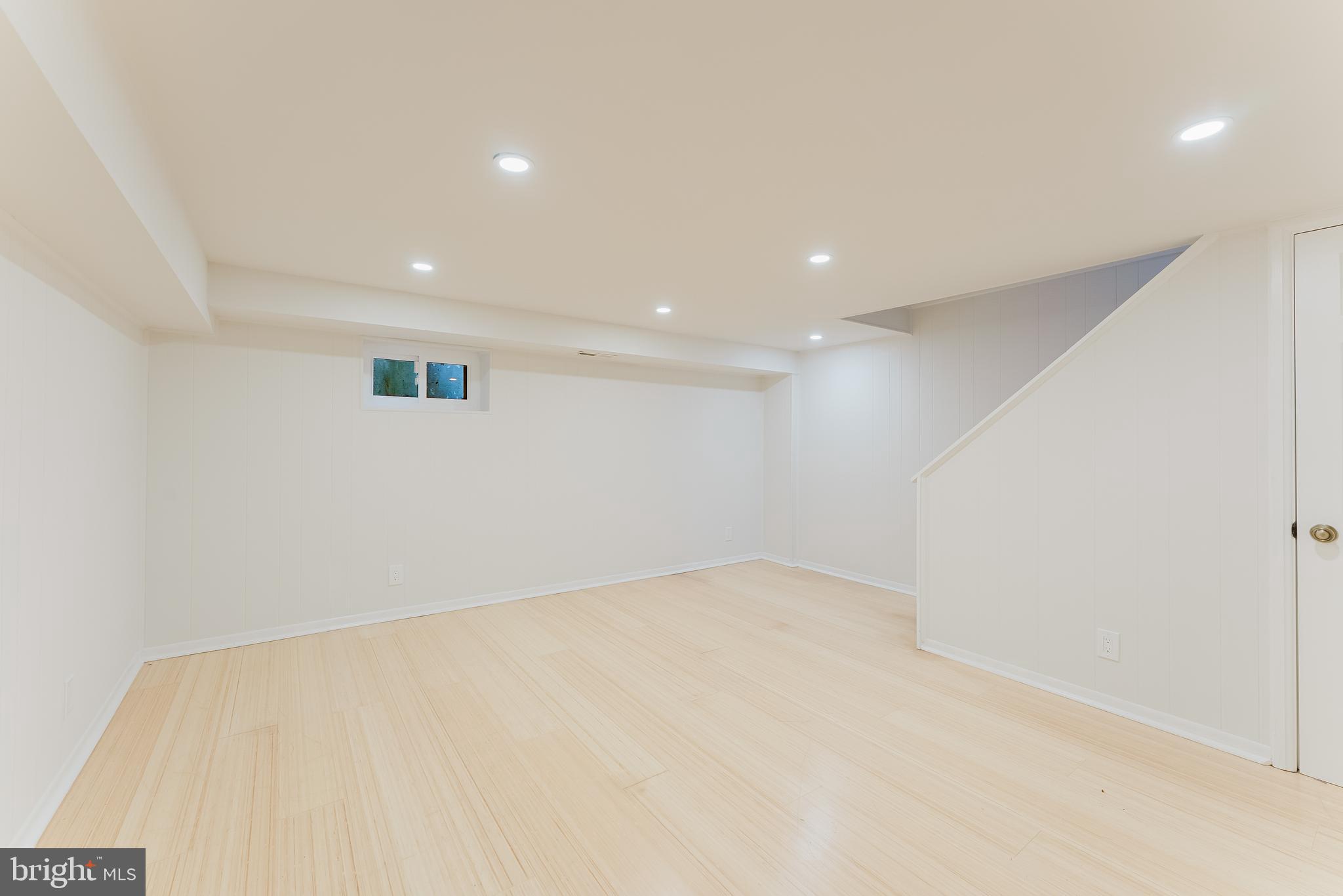 FAIRLINGTON VILLAGE - Residential