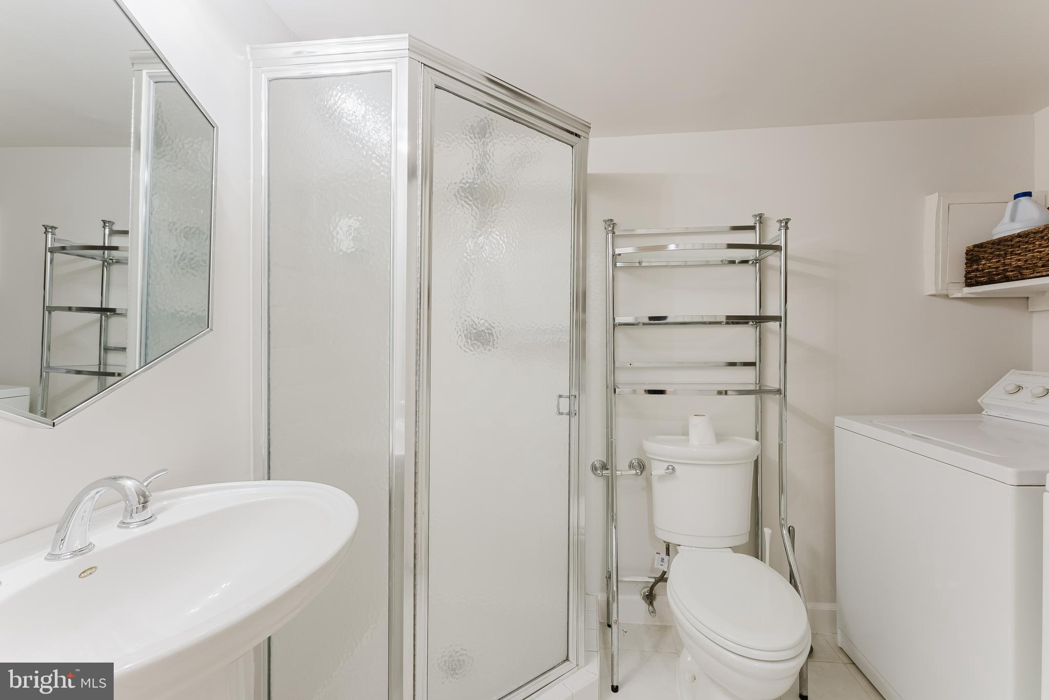 FAIRLINGTON VILLAGE - Residential
