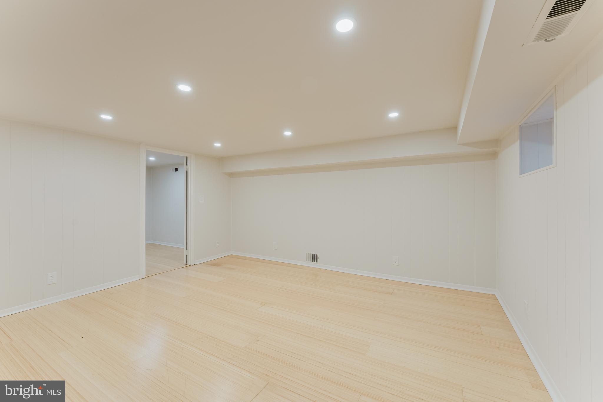 FAIRLINGTON VILLAGE - Residential