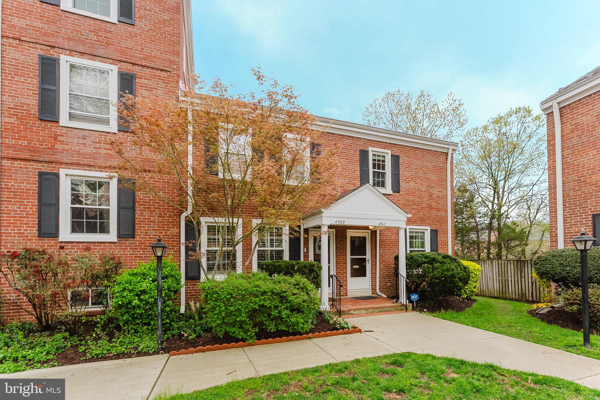 FAIRLINGTON VILLAGE - Residential