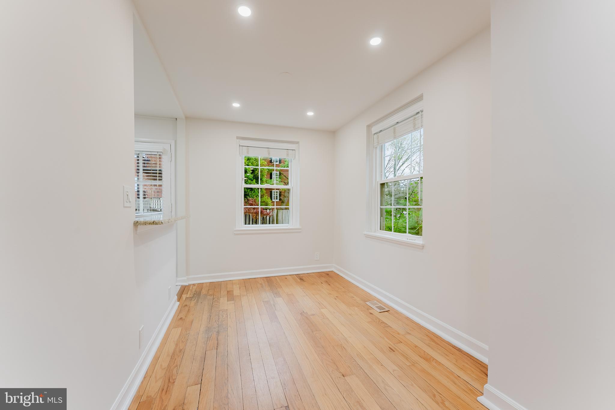 FAIRLINGTON VILLAGE - Residential