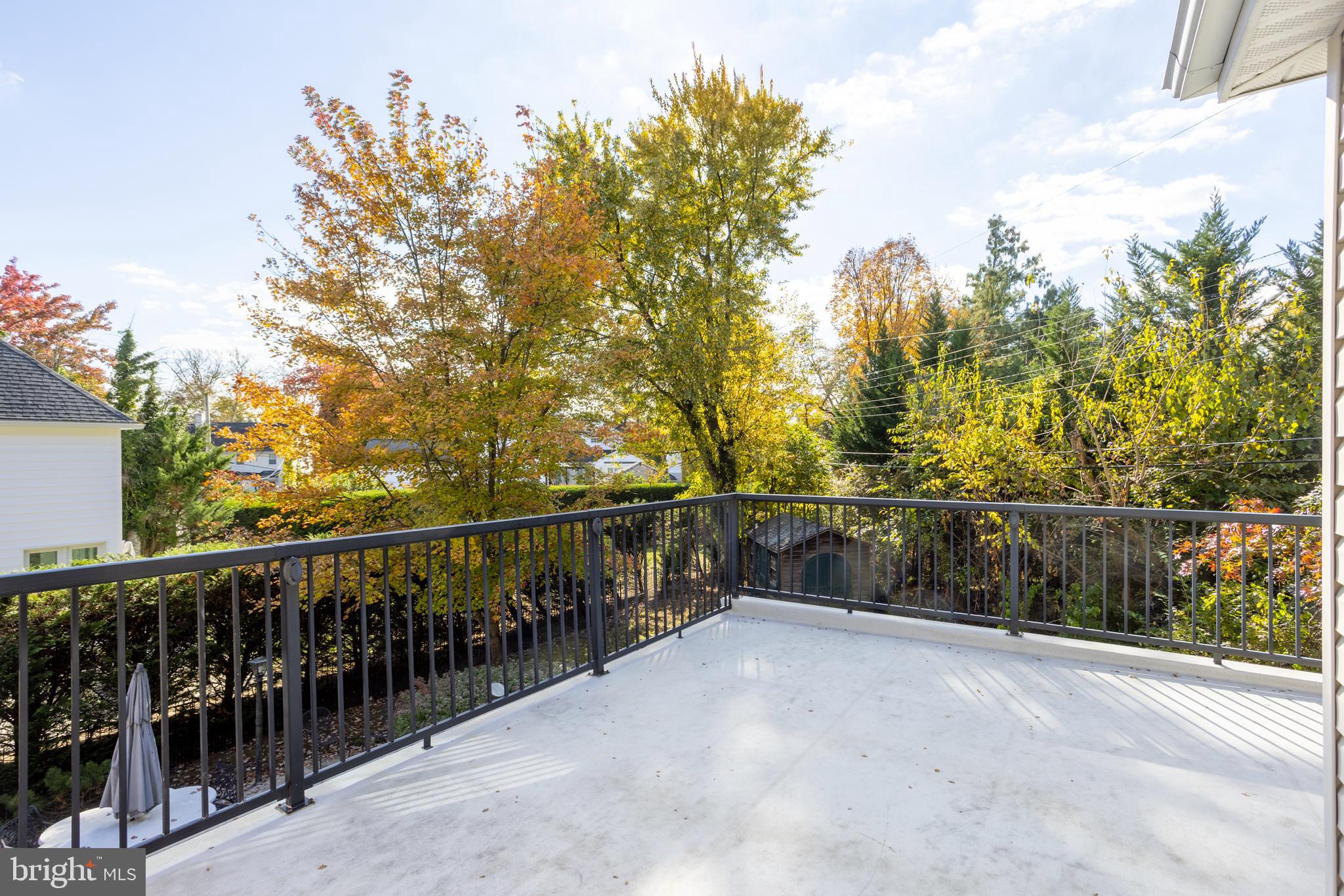 FALLSTAFF - Residential