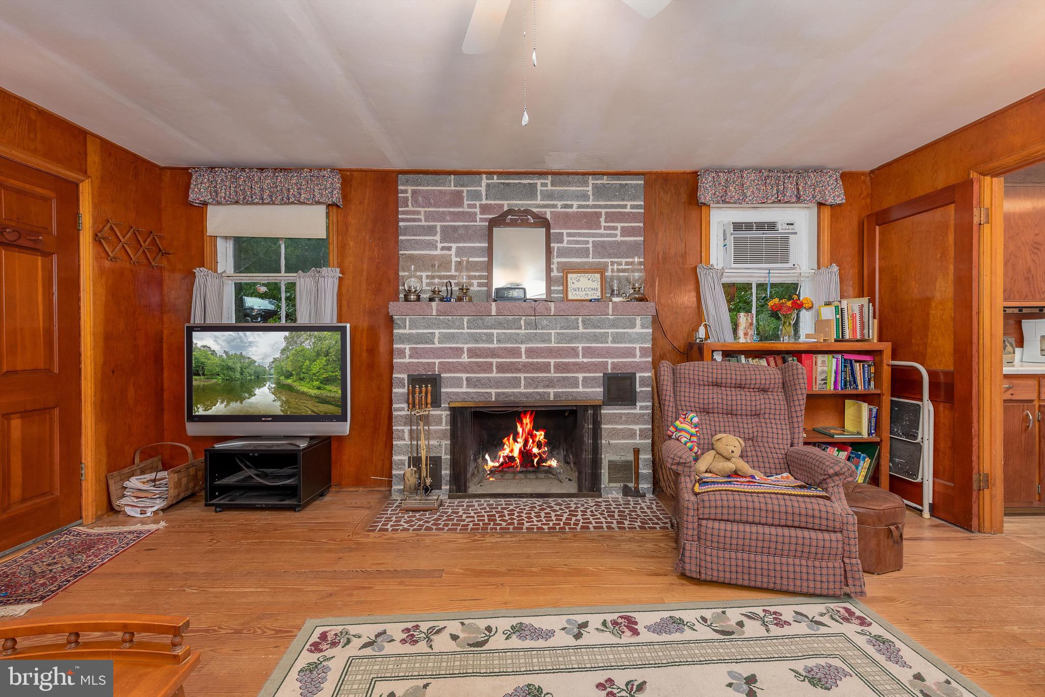 CACAPON CREEK - Residential