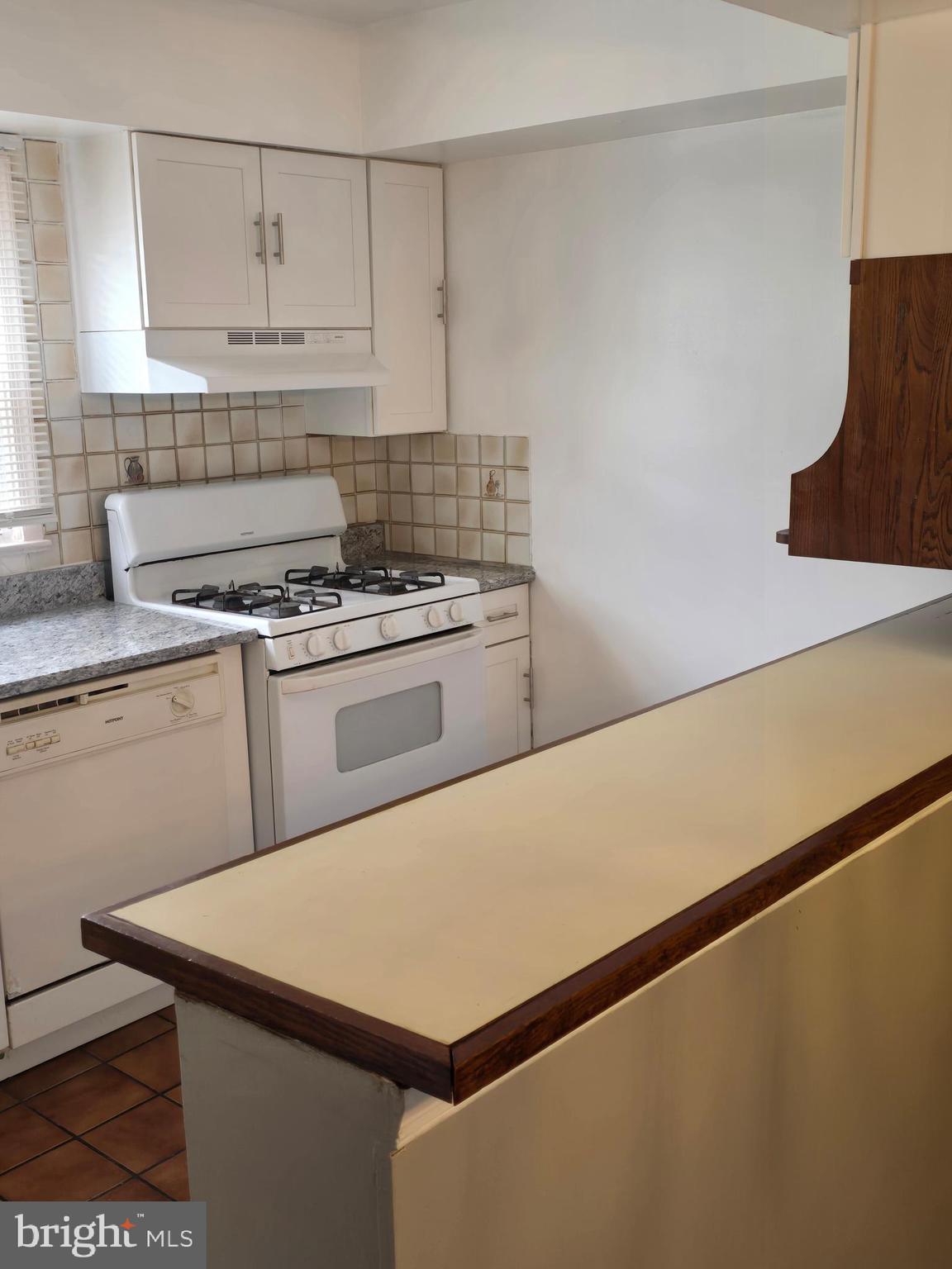 STONEHURST - Residential