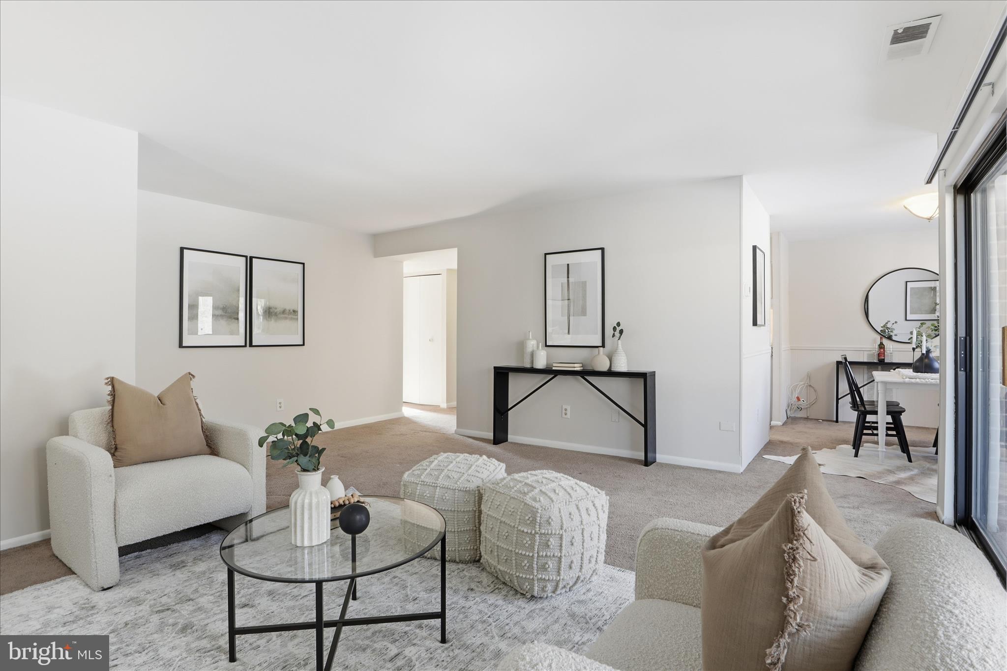 TREOVER CONDOMINIUM - Residential