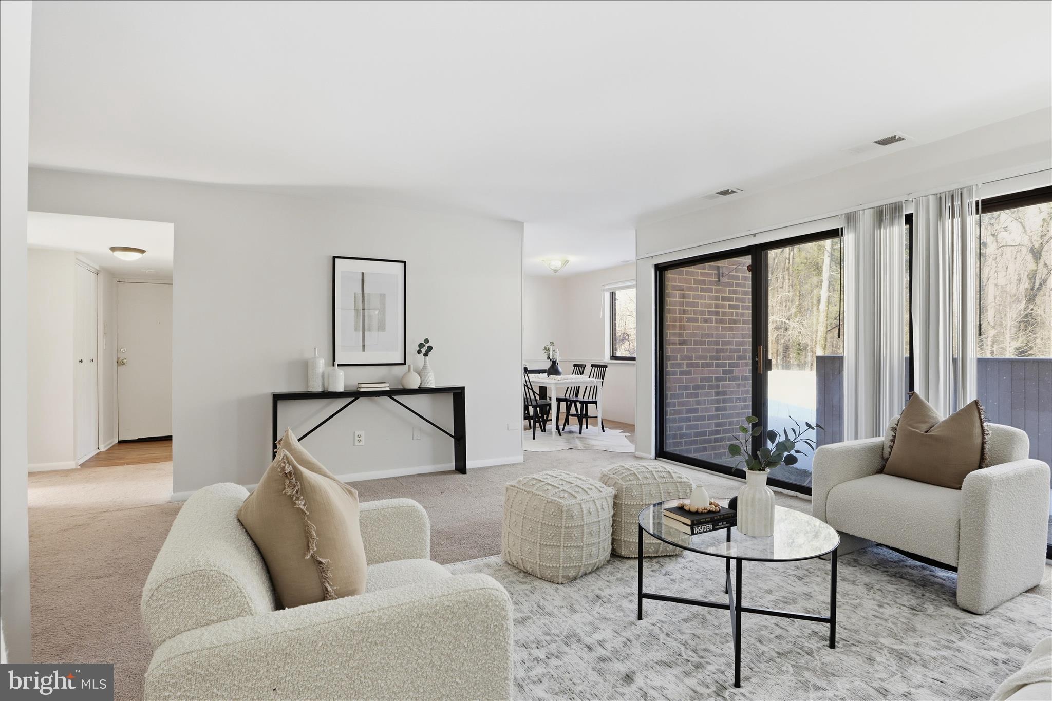 TREOVER CONDOMINIUM - Residential