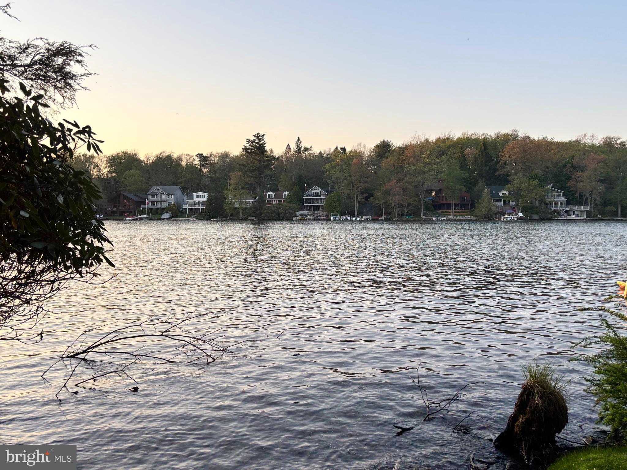 LAKE HARMONY - Residential