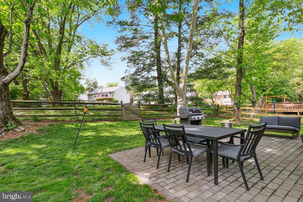 HICKORY RIDGE - Residential