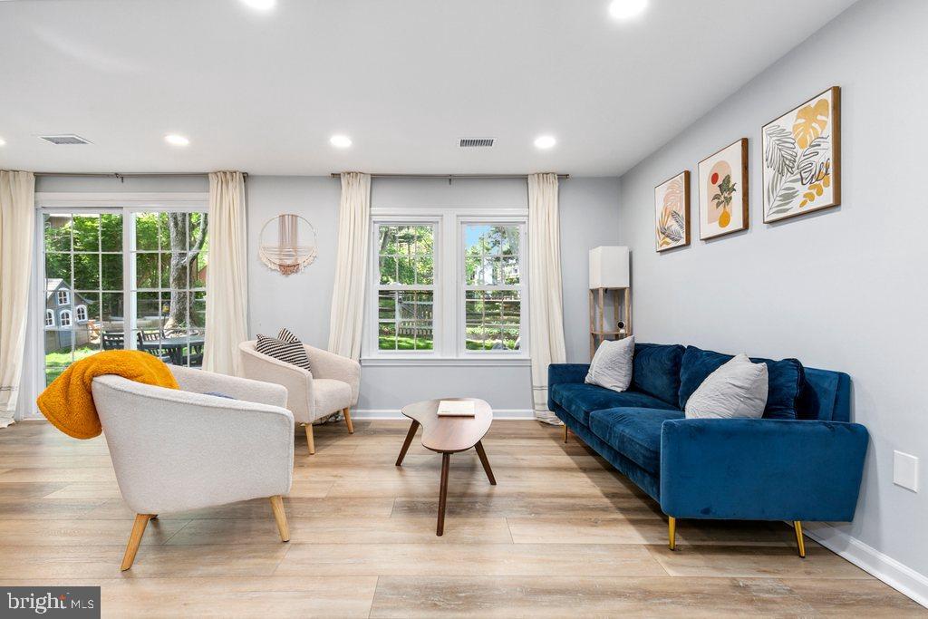 HICKORY RIDGE - Residential