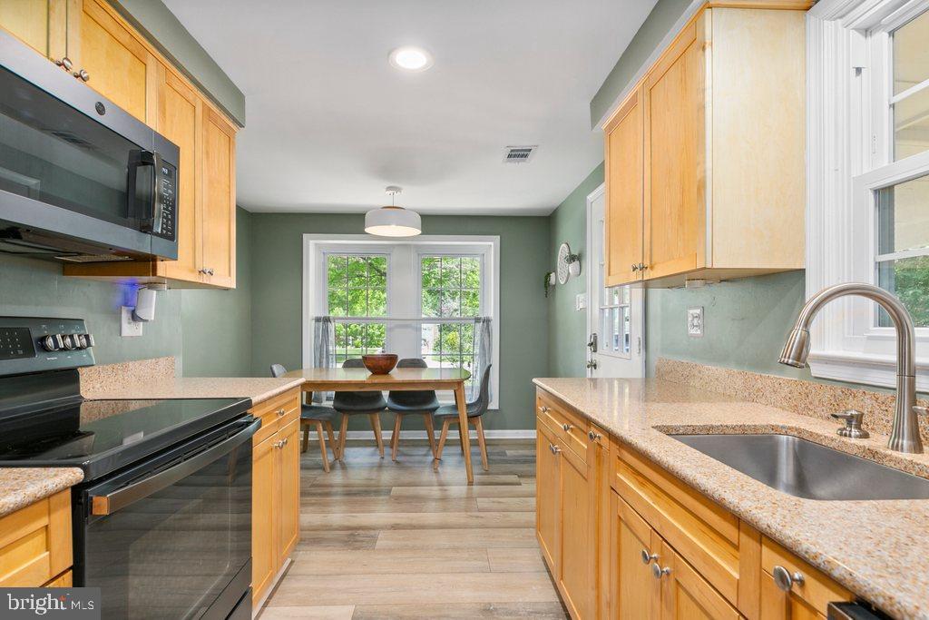 HICKORY RIDGE - Residential