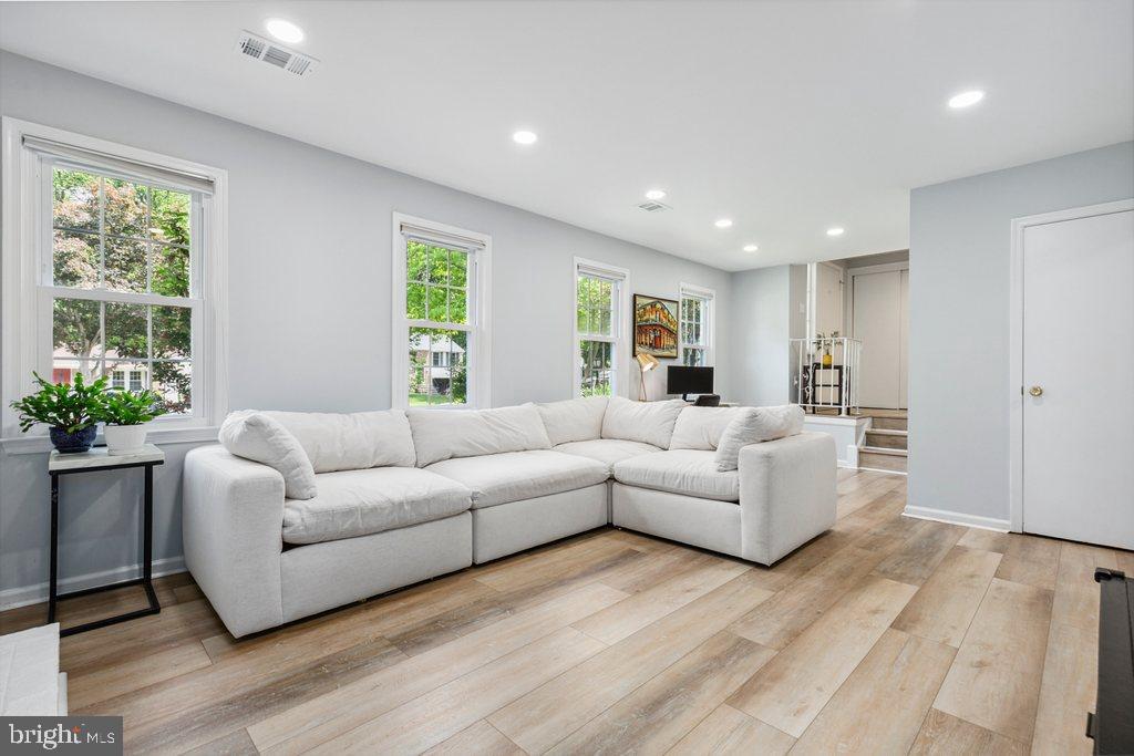 HICKORY RIDGE - Residential