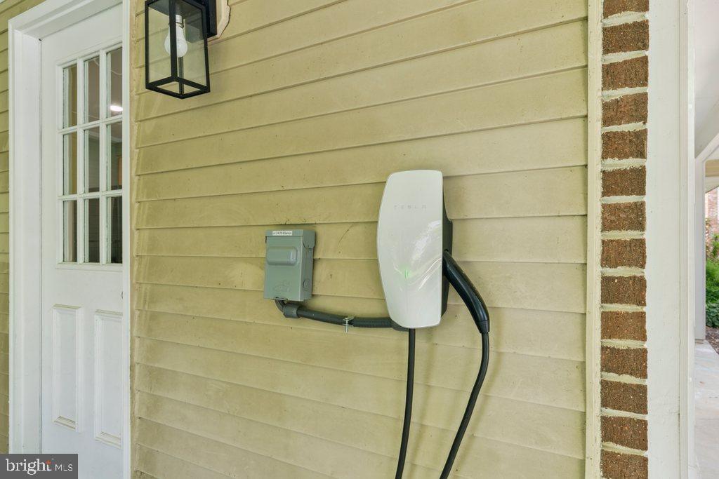 HICKORY RIDGE - Residential