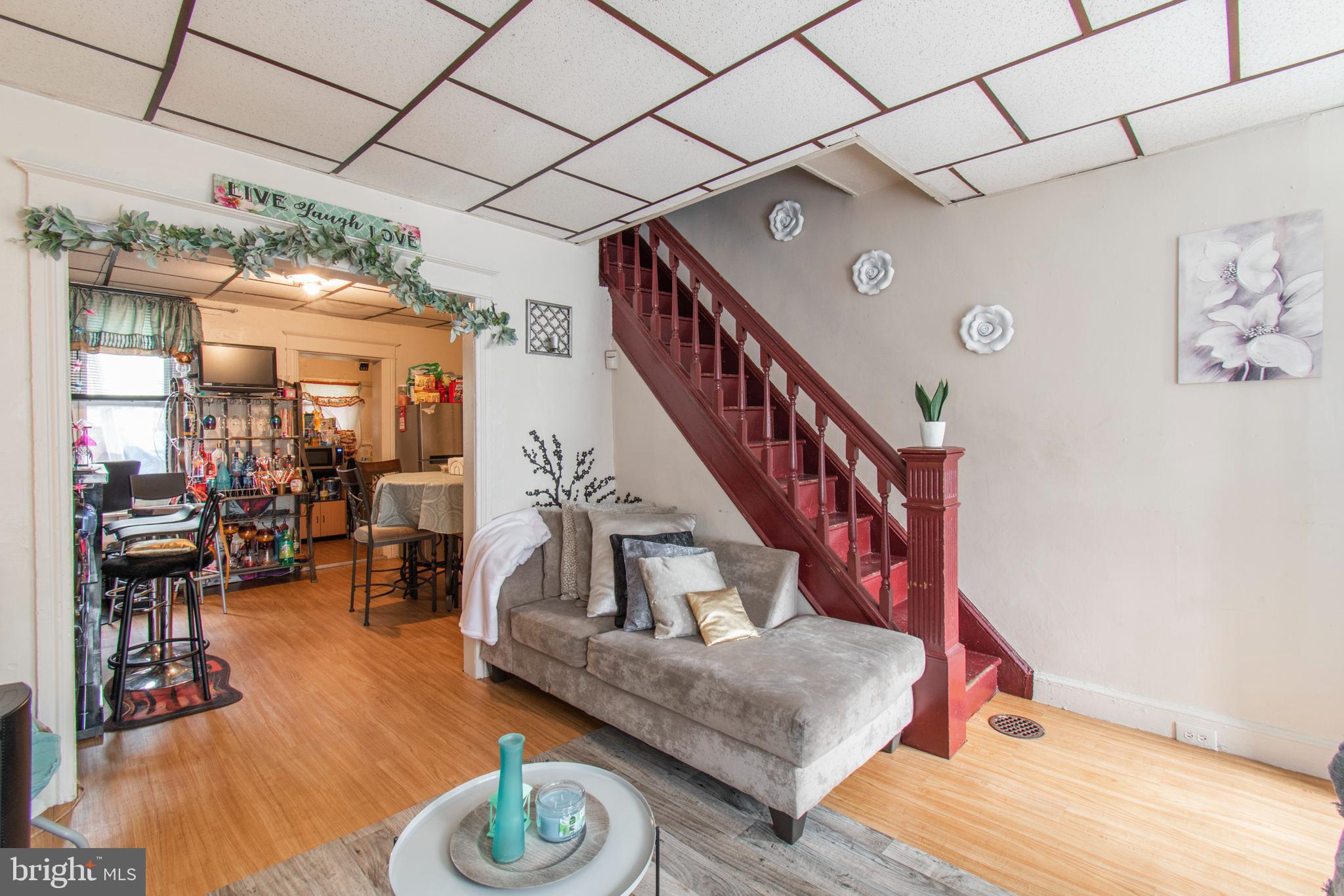 KENSINGTON - Residential