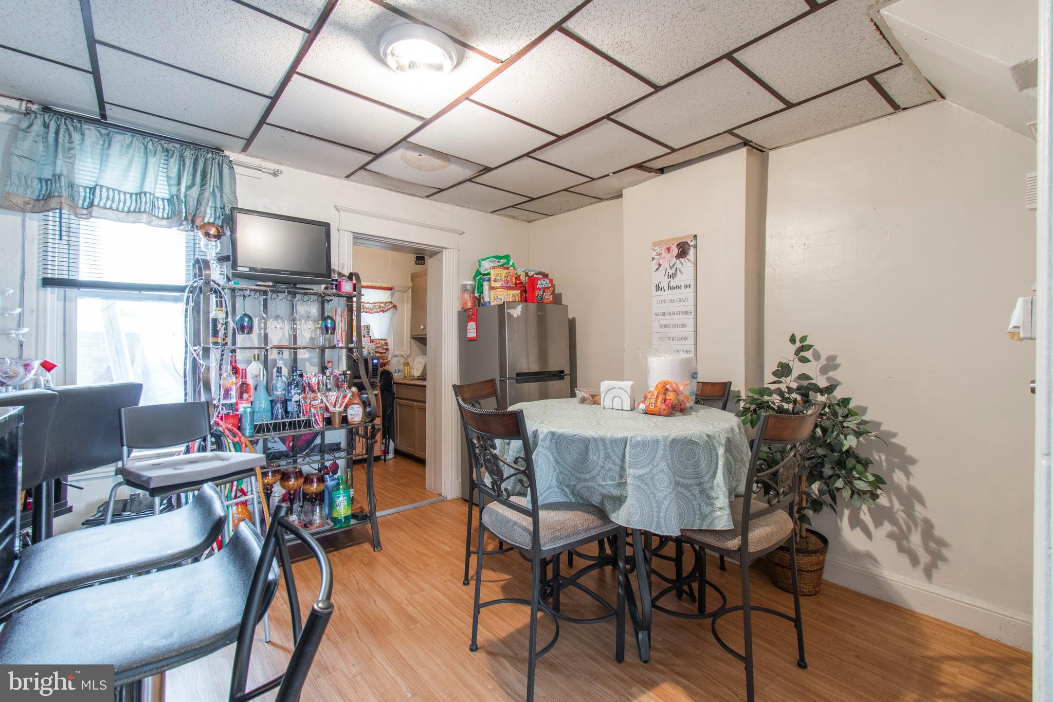 KENSINGTON - Residential