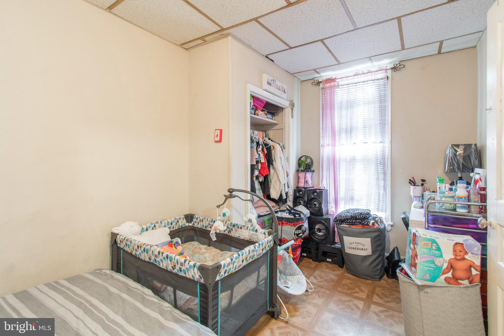 KENSINGTON - Residential