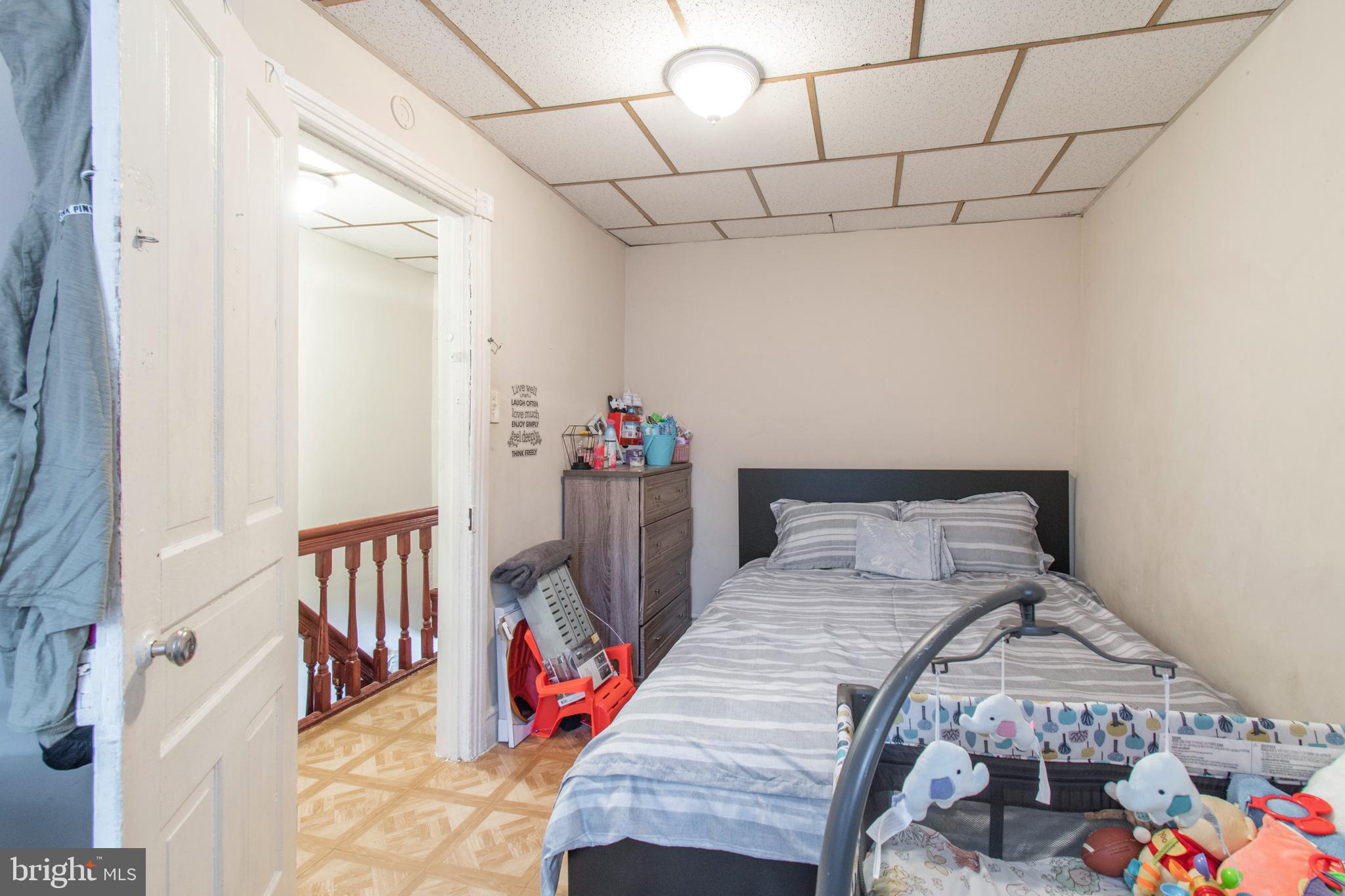 KENSINGTON - Residential