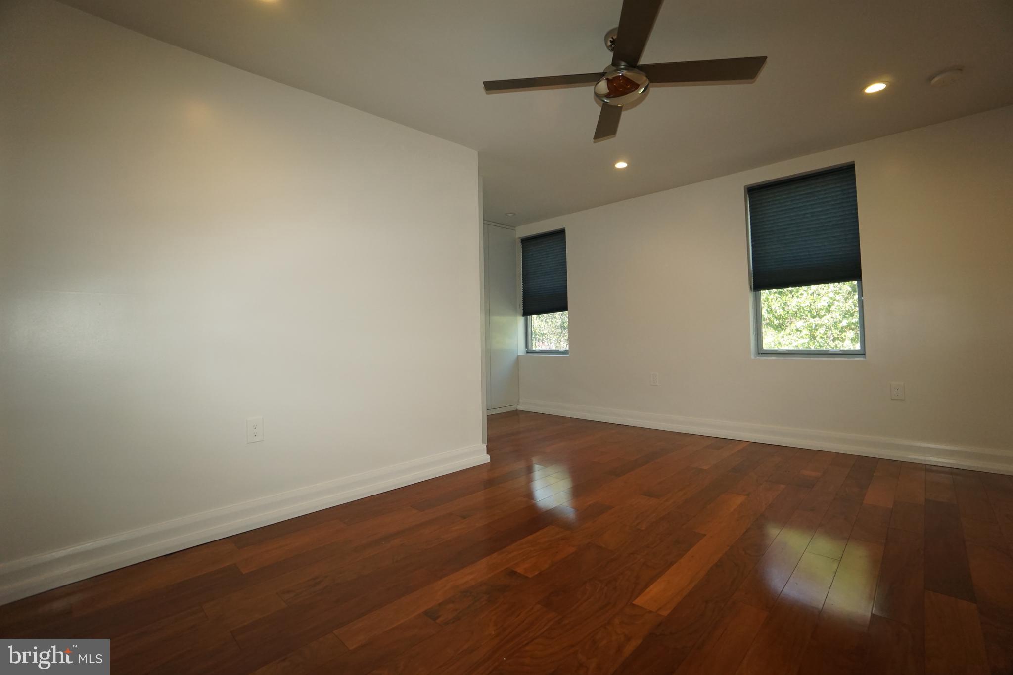 OLDE KENSINGTON - Residential Lease