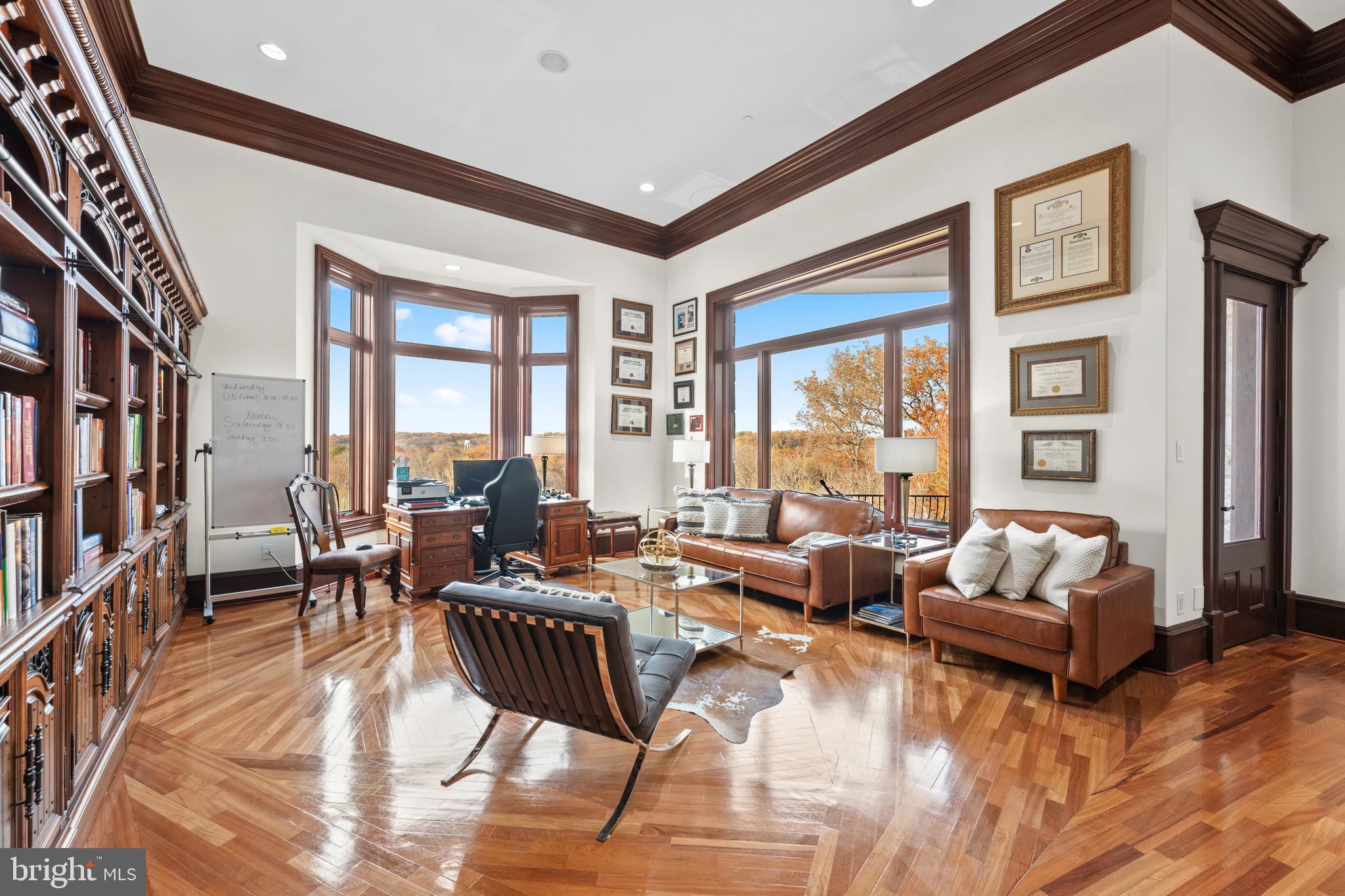 RIVER OAKS - Residential