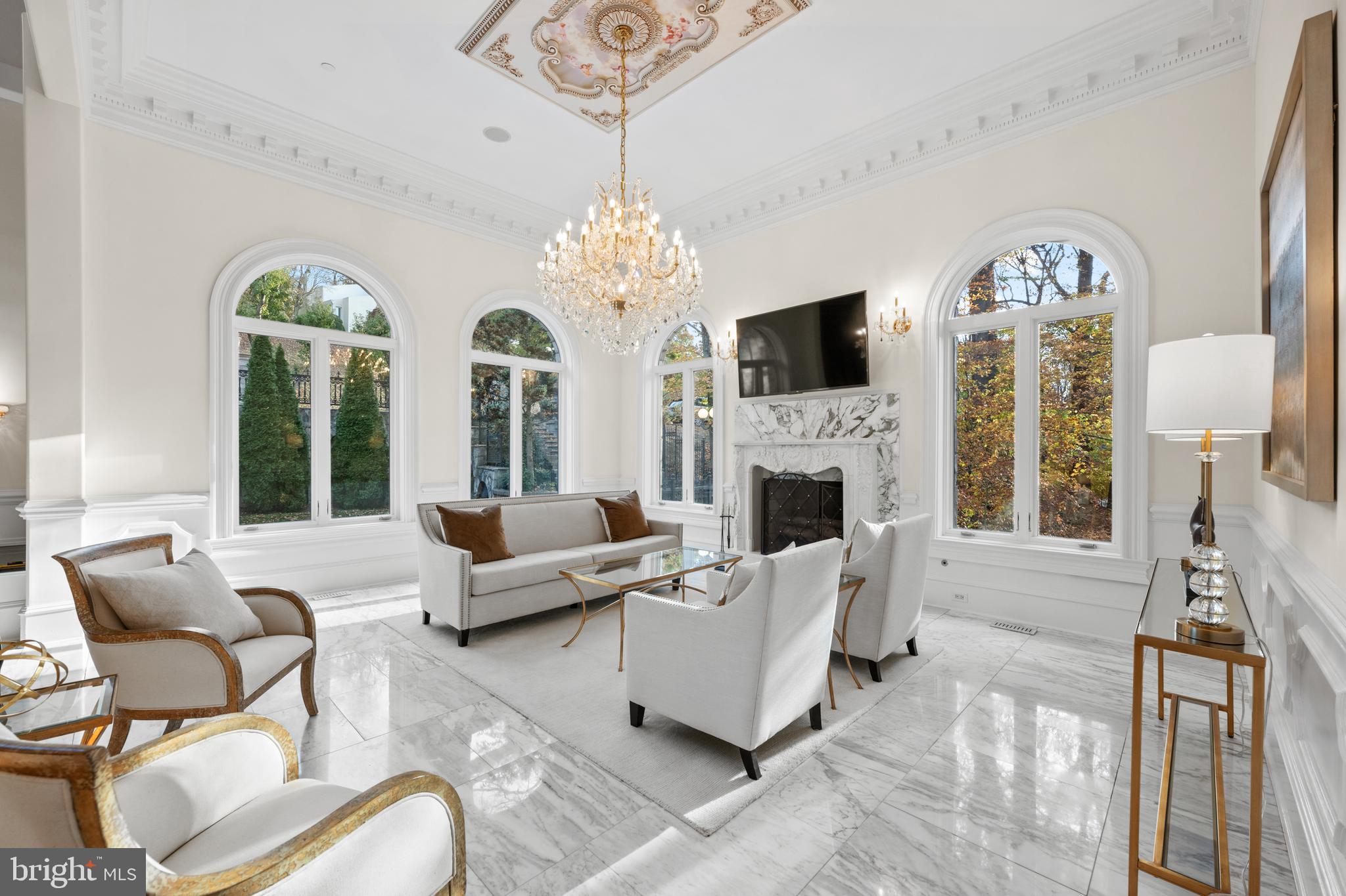 RIVER OAKS - Residential