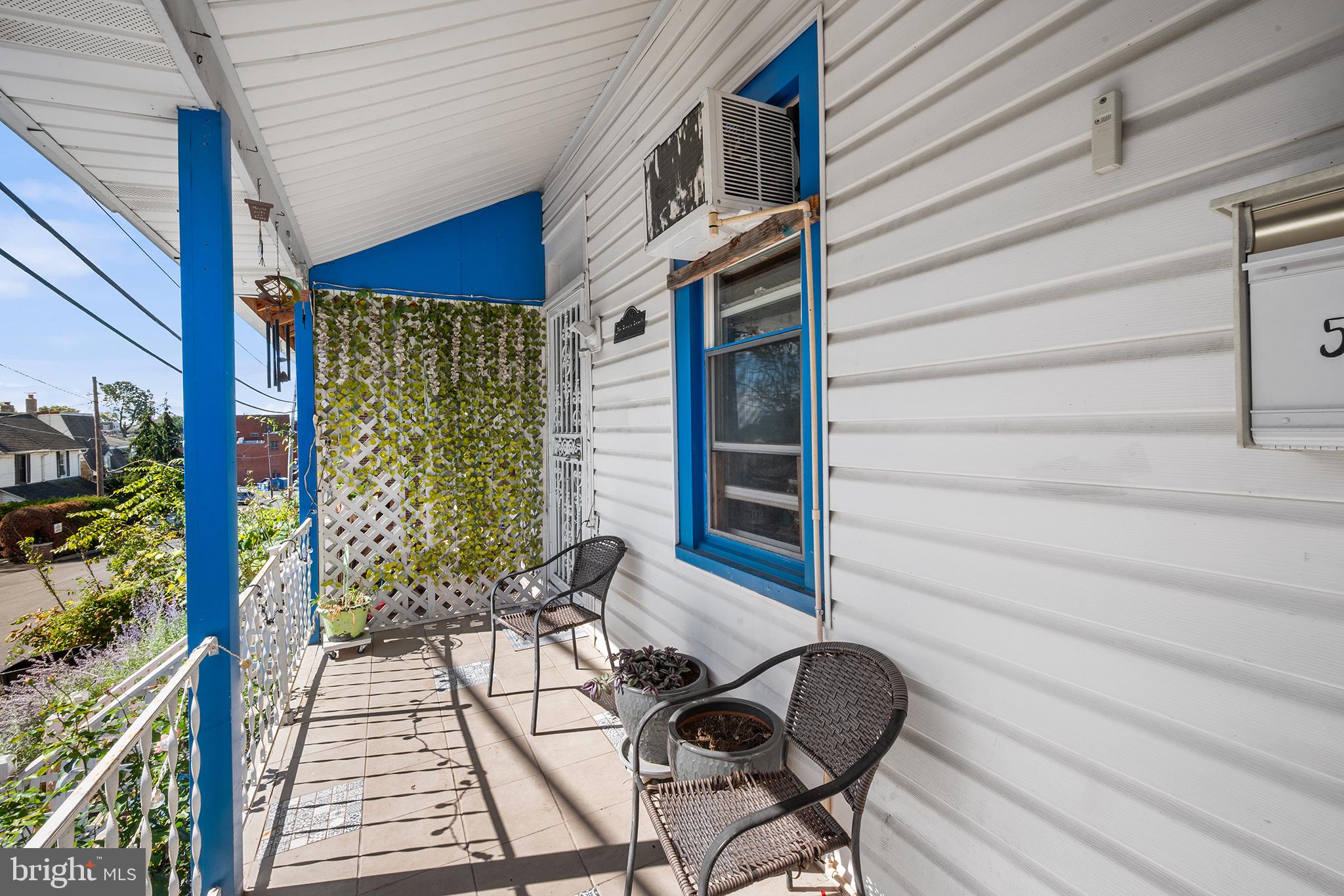 51 E ADAMS STREET