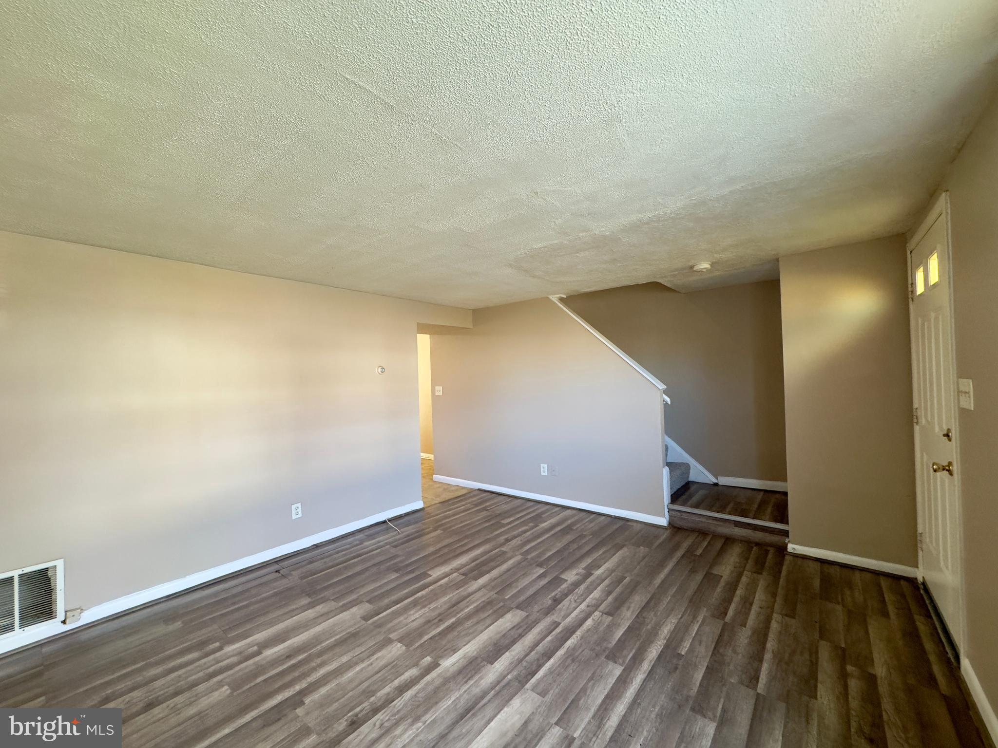 DUNDALK - Residential Lease