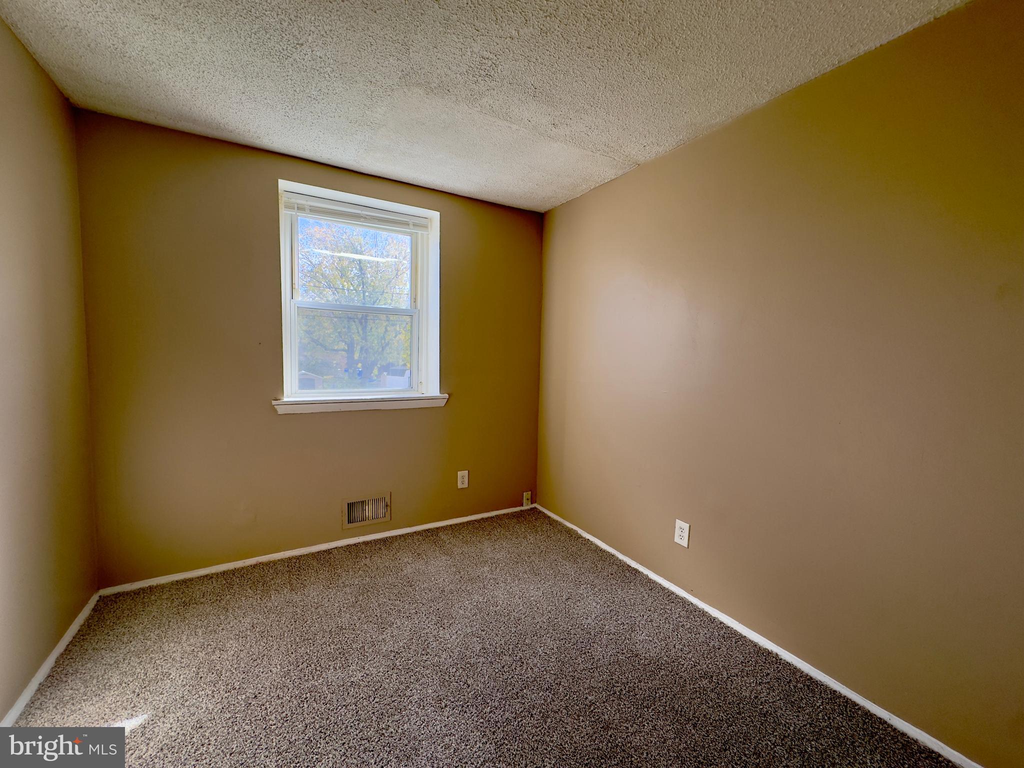 DUNDALK - Residential Lease