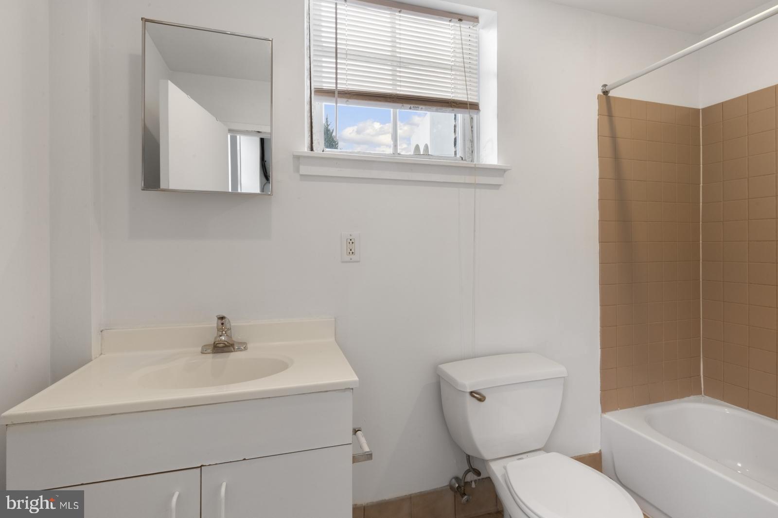 NORTHERN LIBERTIES - Residential Lease