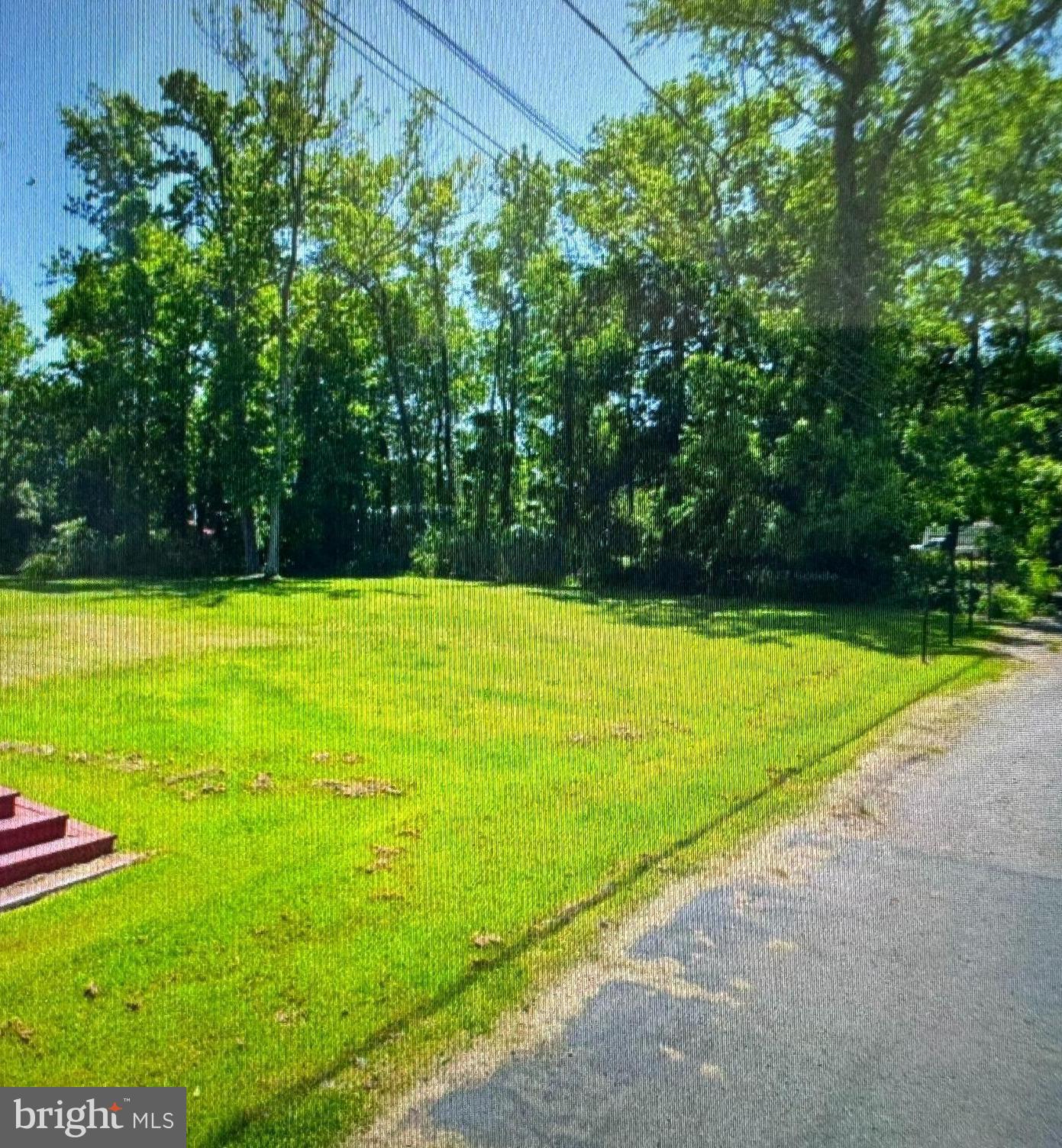 MILLERS ISLAND - Land