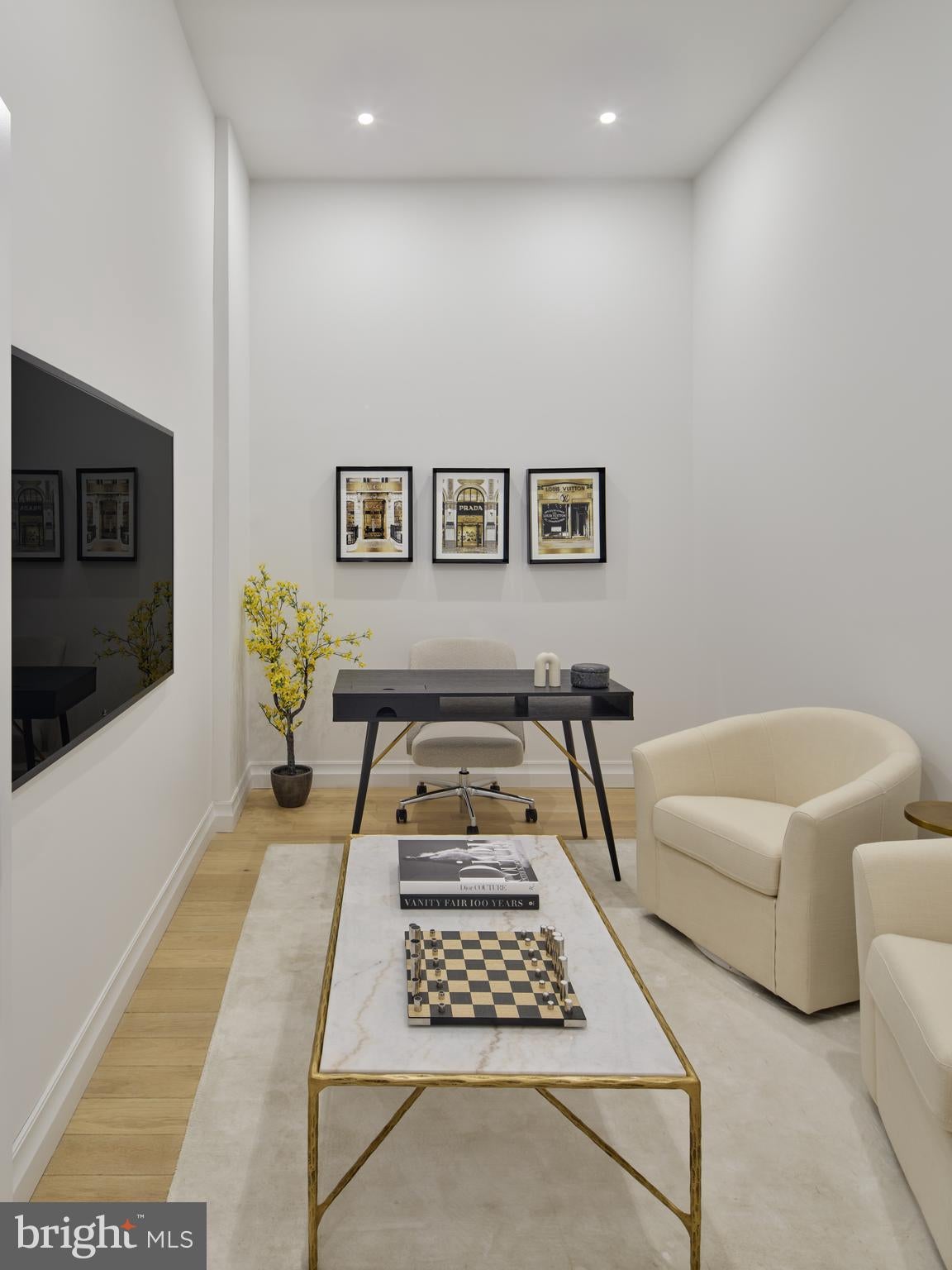 1001 S BROAD STREET 1 BR Y
