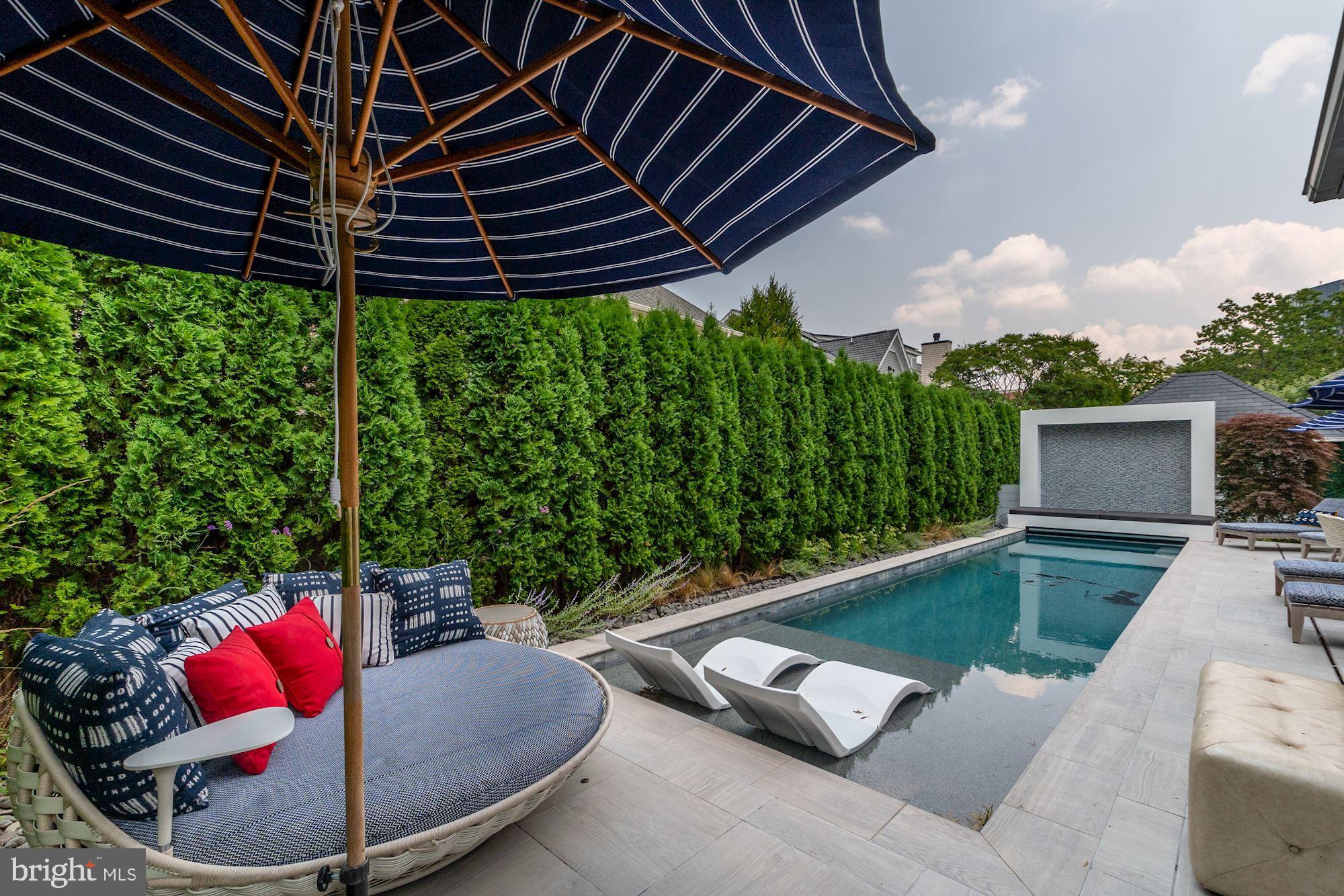 EDGEMOOR - Residential