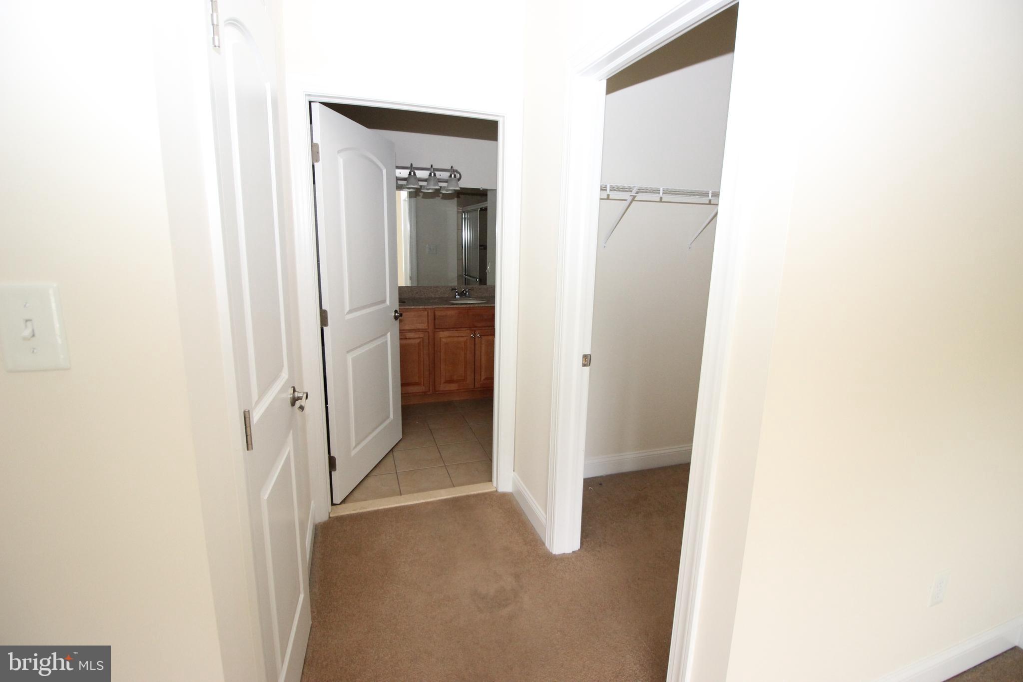 VLG OF SOUTHAMPTON - Residential Lease