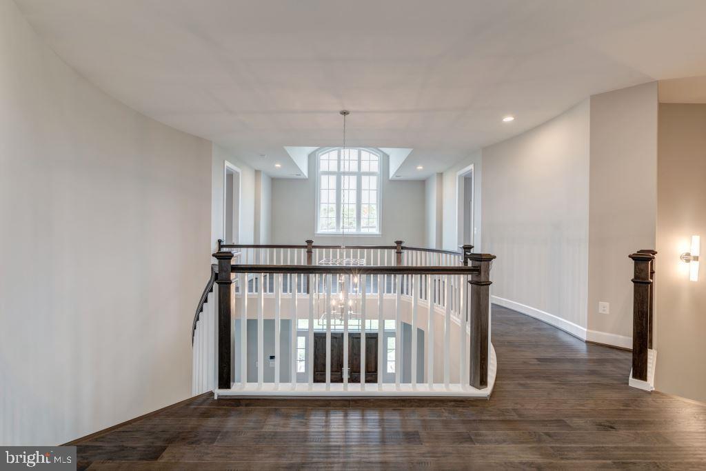 THOMPSON'S CROSSING - Residential