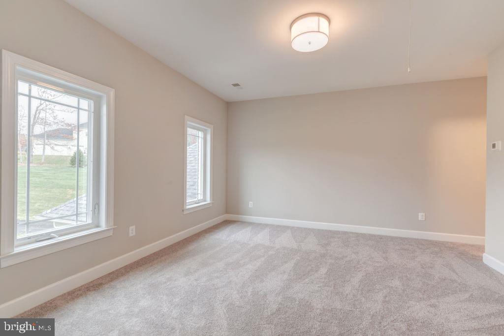 THOMPSON'S CROSSING - Residential