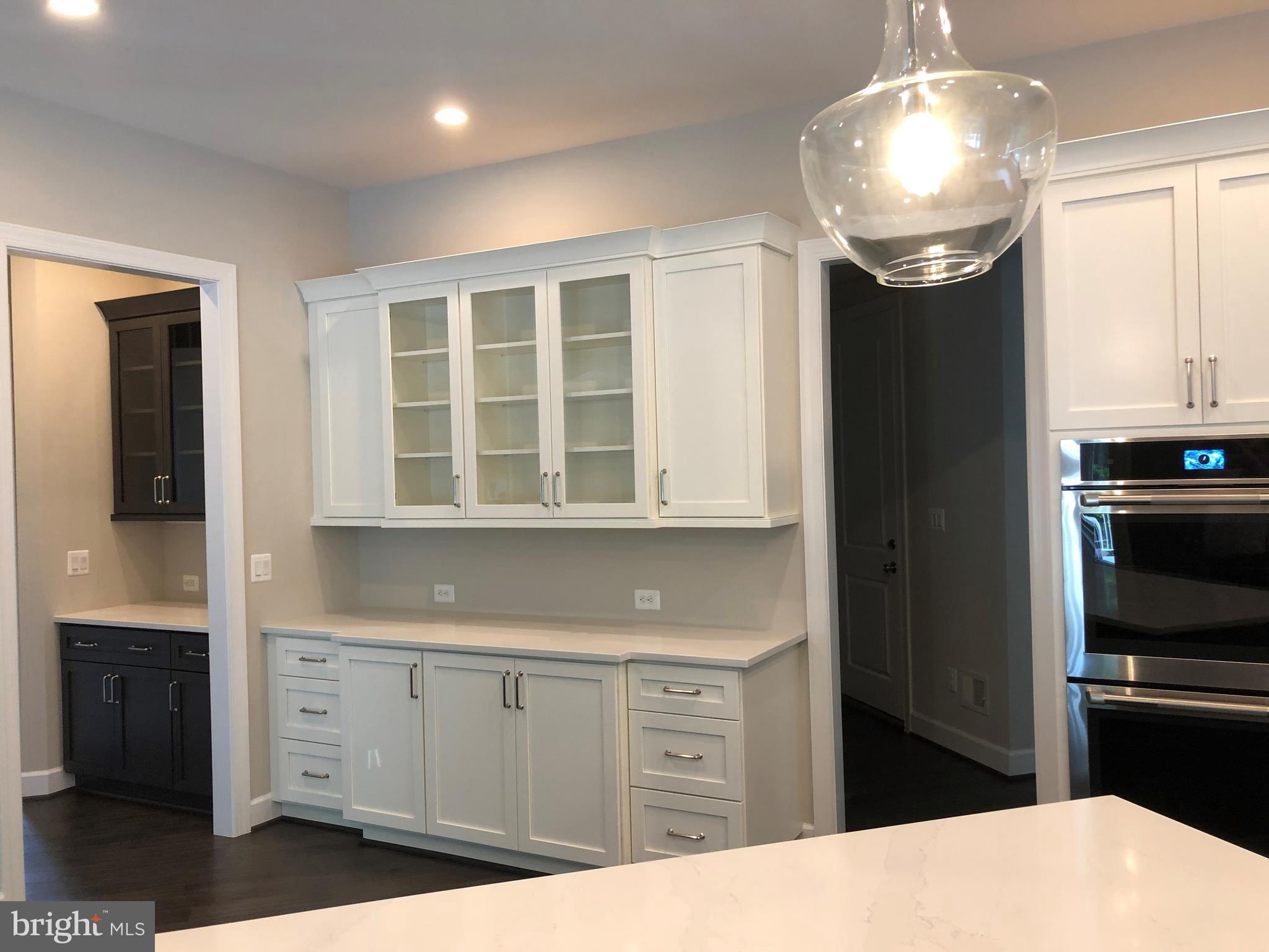 THOMPSON'S CROSSING - Residential