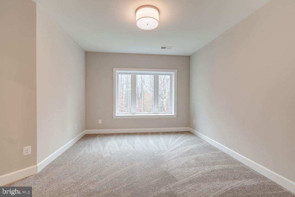 THOMPSON'S CROSSING - Residential