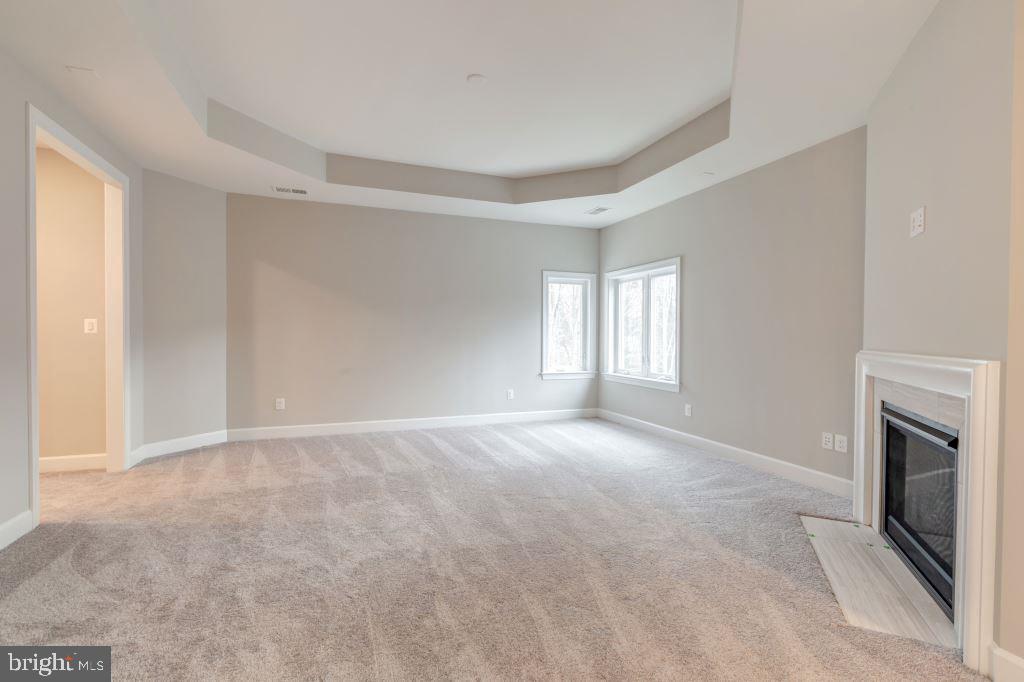 THOMPSON'S CROSSING - Residential