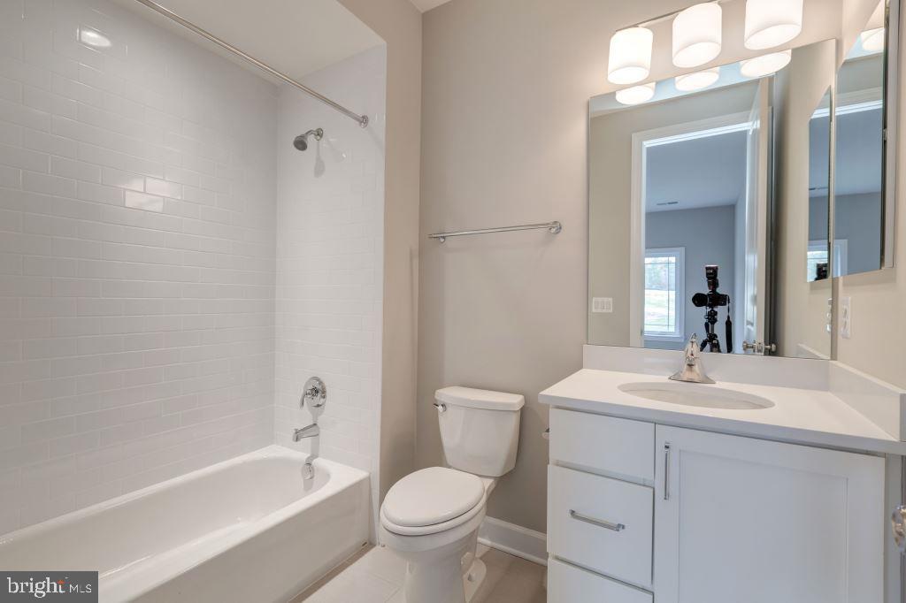 THOMPSON'S CROSSING - Residential