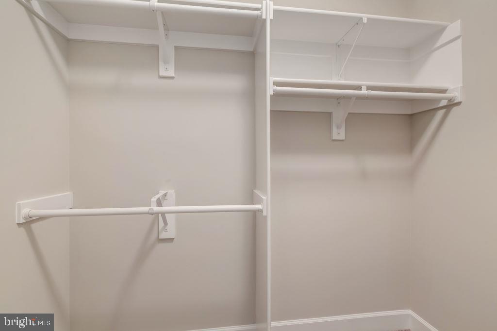 THOMPSON'S CROSSING - Residential