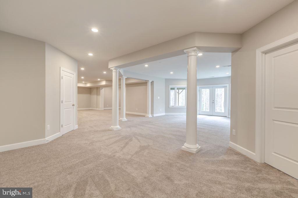 THOMPSON'S CROSSING - Residential