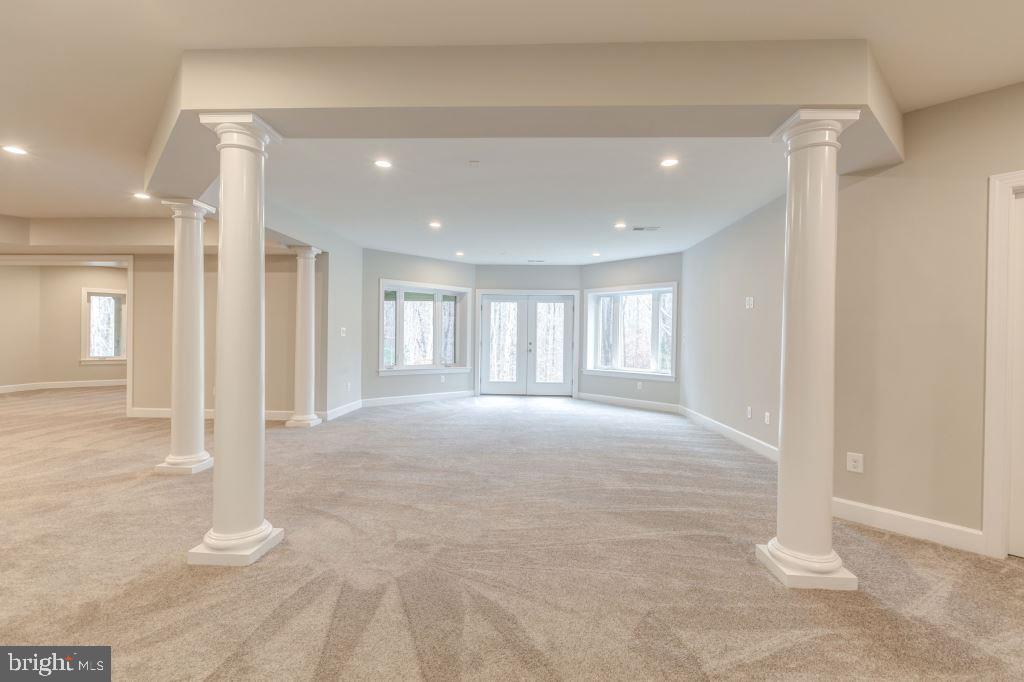 THOMPSON'S CROSSING - Residential