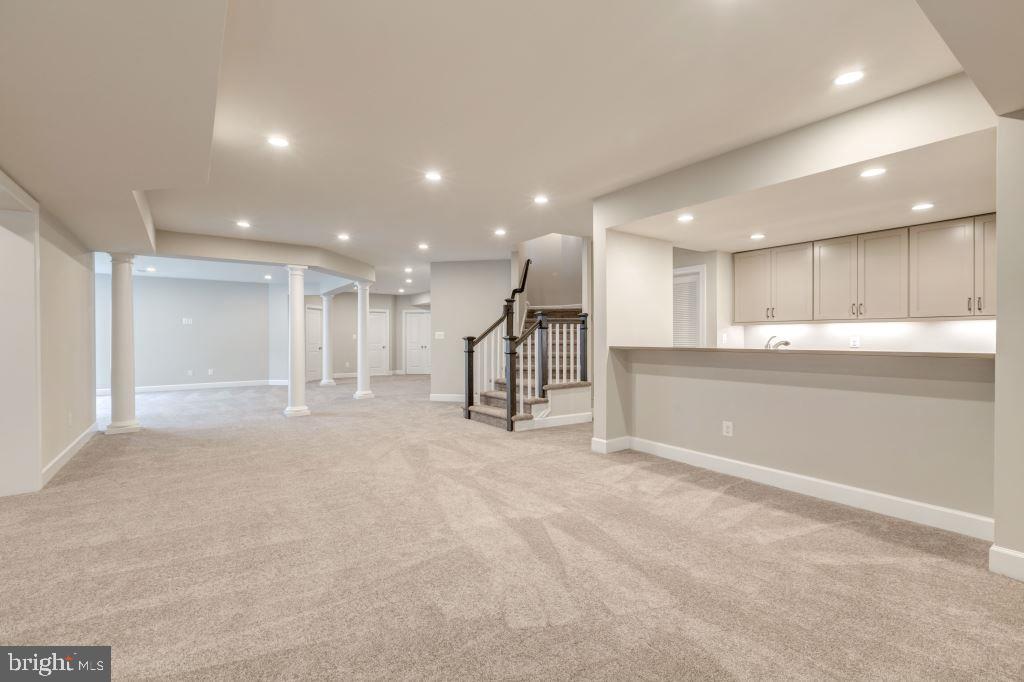 THOMPSON'S CROSSING - Residential