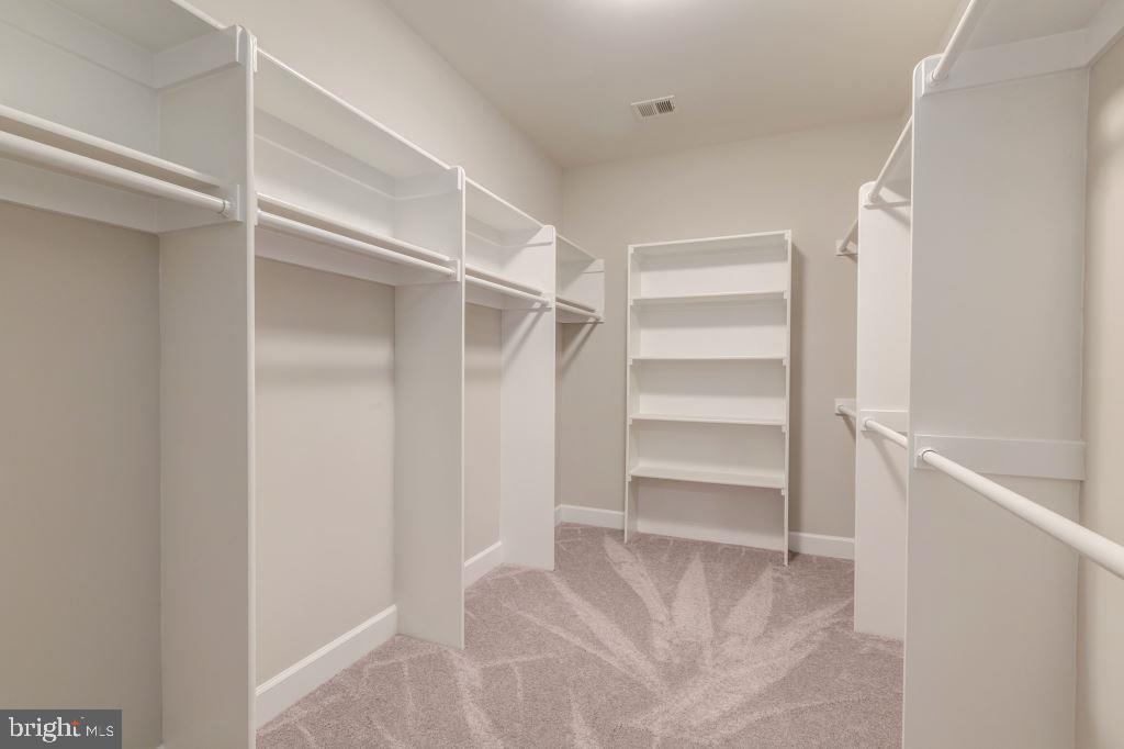 THOMPSON'S CROSSING - Residential