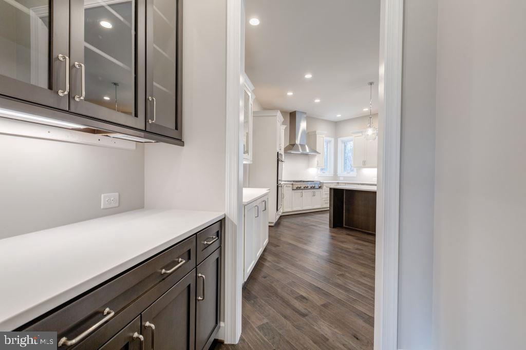 THOMPSON'S CROSSING - Residential