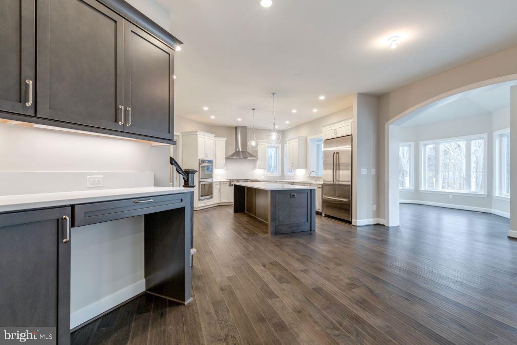 THOMPSON'S CROSSING - Residential