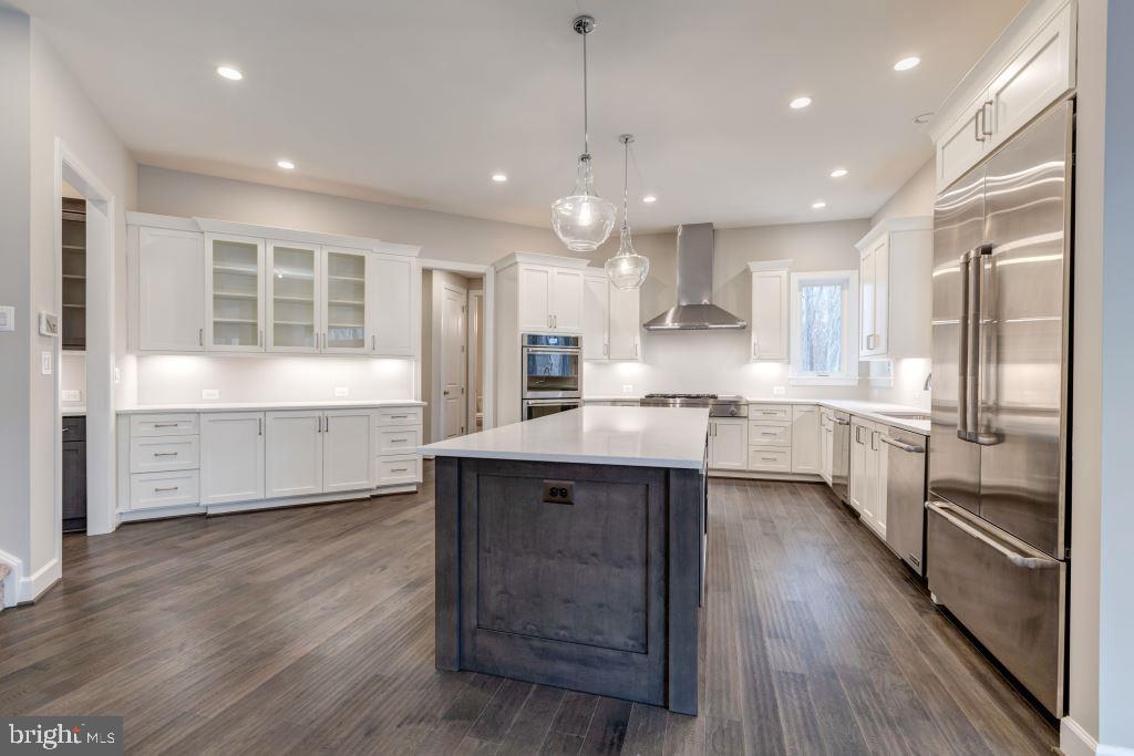 THOMPSON'S CROSSING - Residential