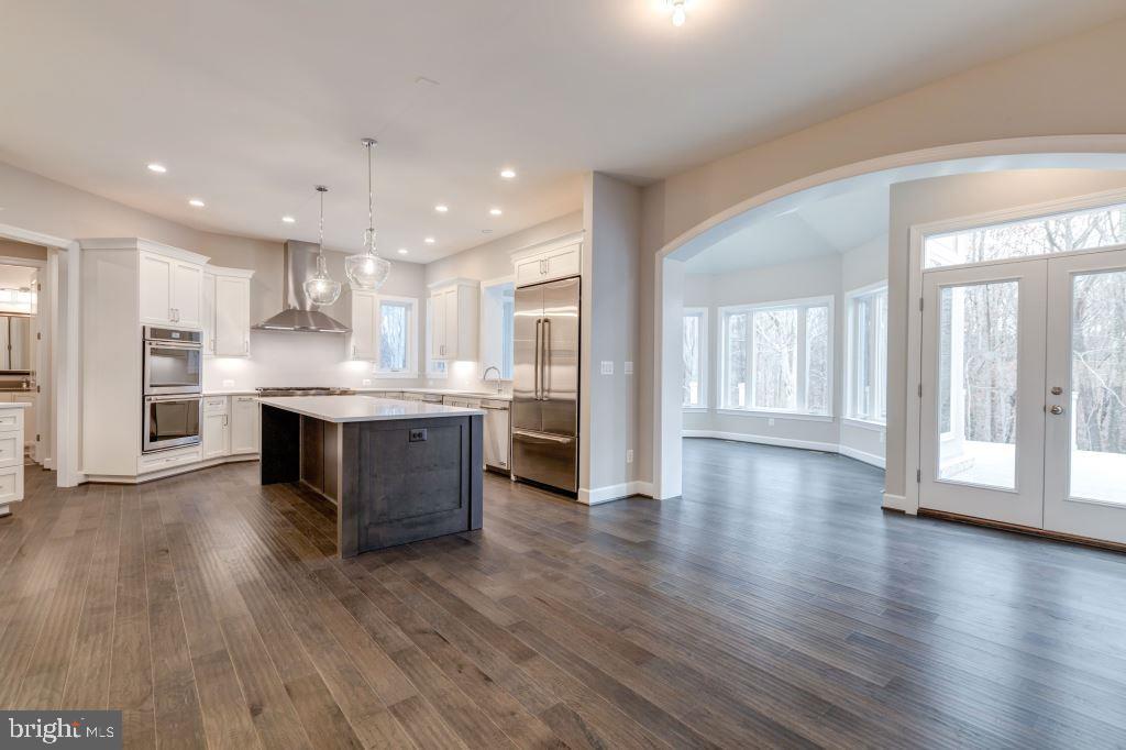 THOMPSON'S CROSSING - Residential