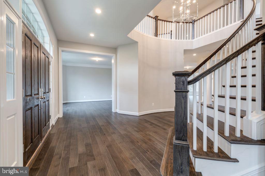 THOMPSON'S CROSSING - Residential