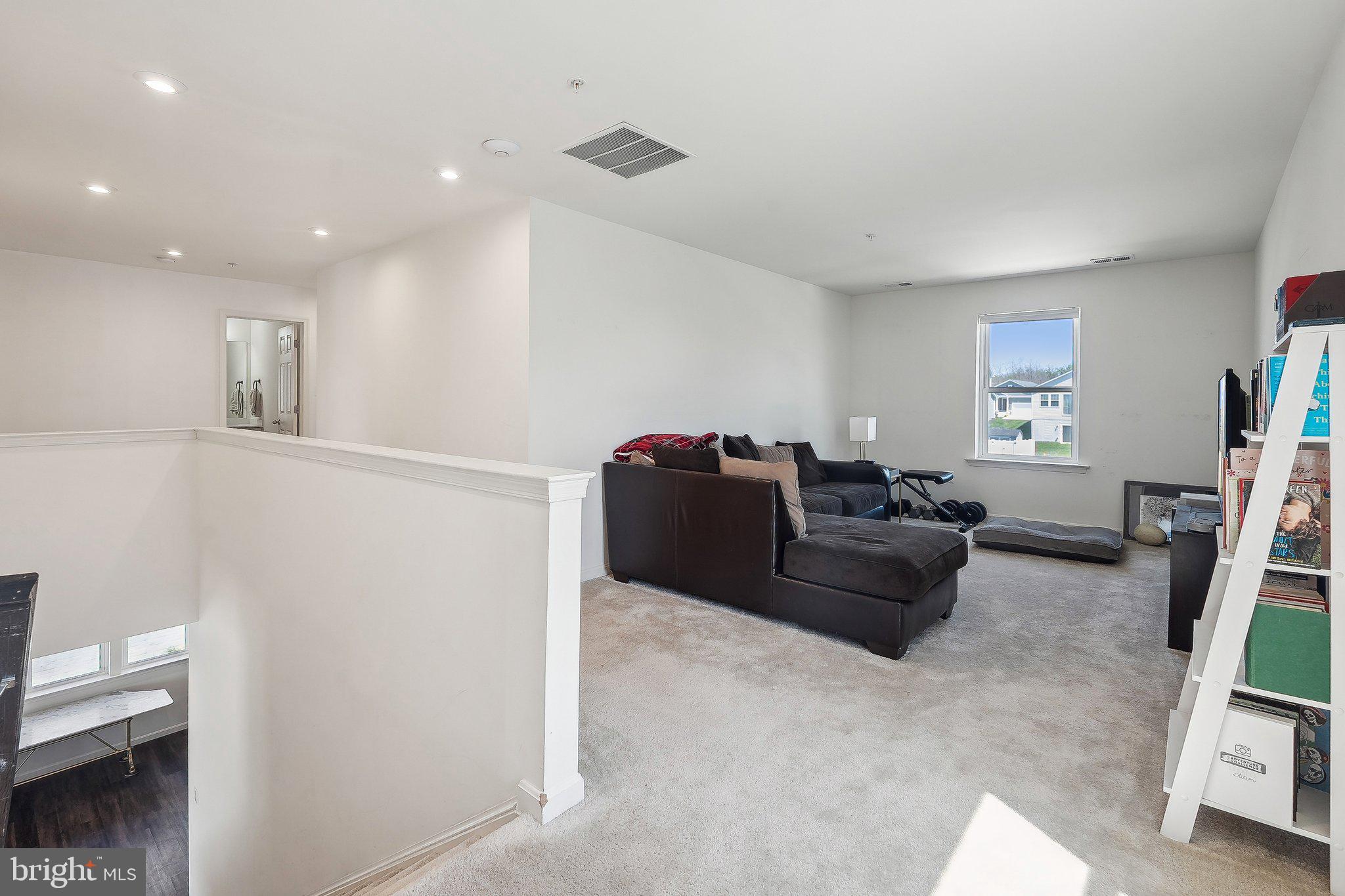 HAGERS CROSSING - Residential